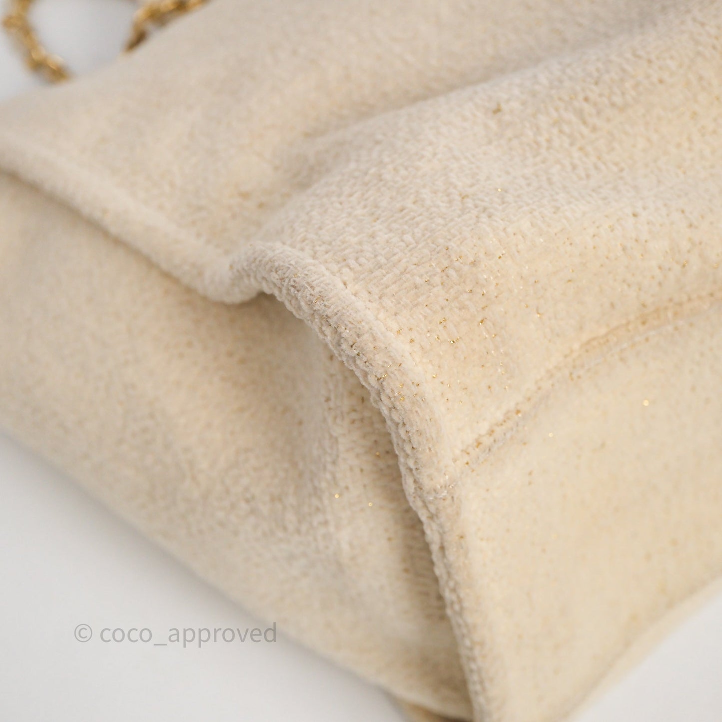 Chanel Large Deauville Ivory Lurex Boucle Gold Hardware 19A