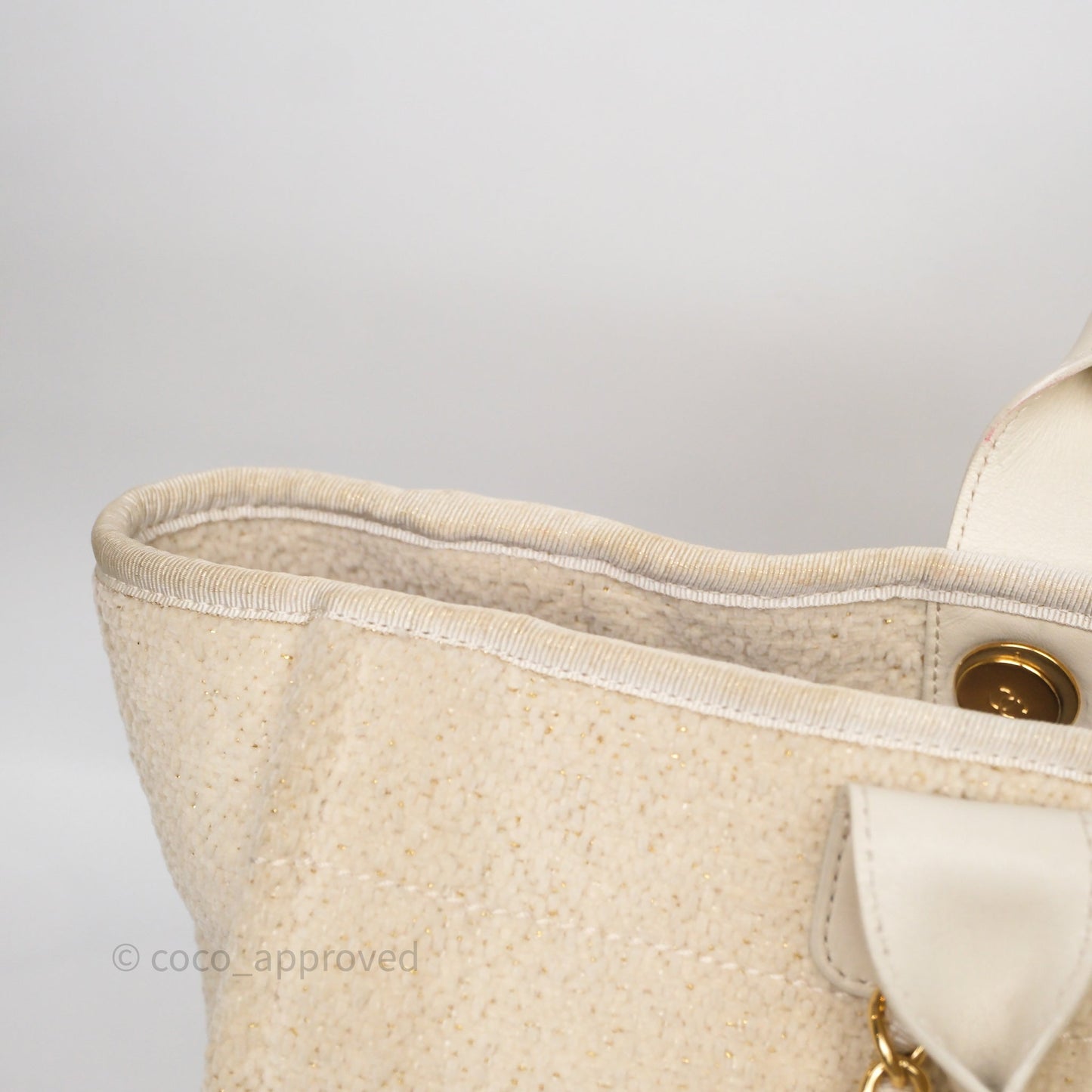 Chanel Large Deauville Ivory Lurex Boucle Gold Hardware 19A