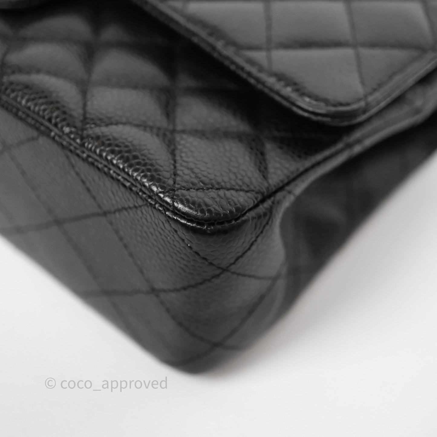 Chanel Classic M/L Medium Flap Quilted Black Caviar Gold Hardware