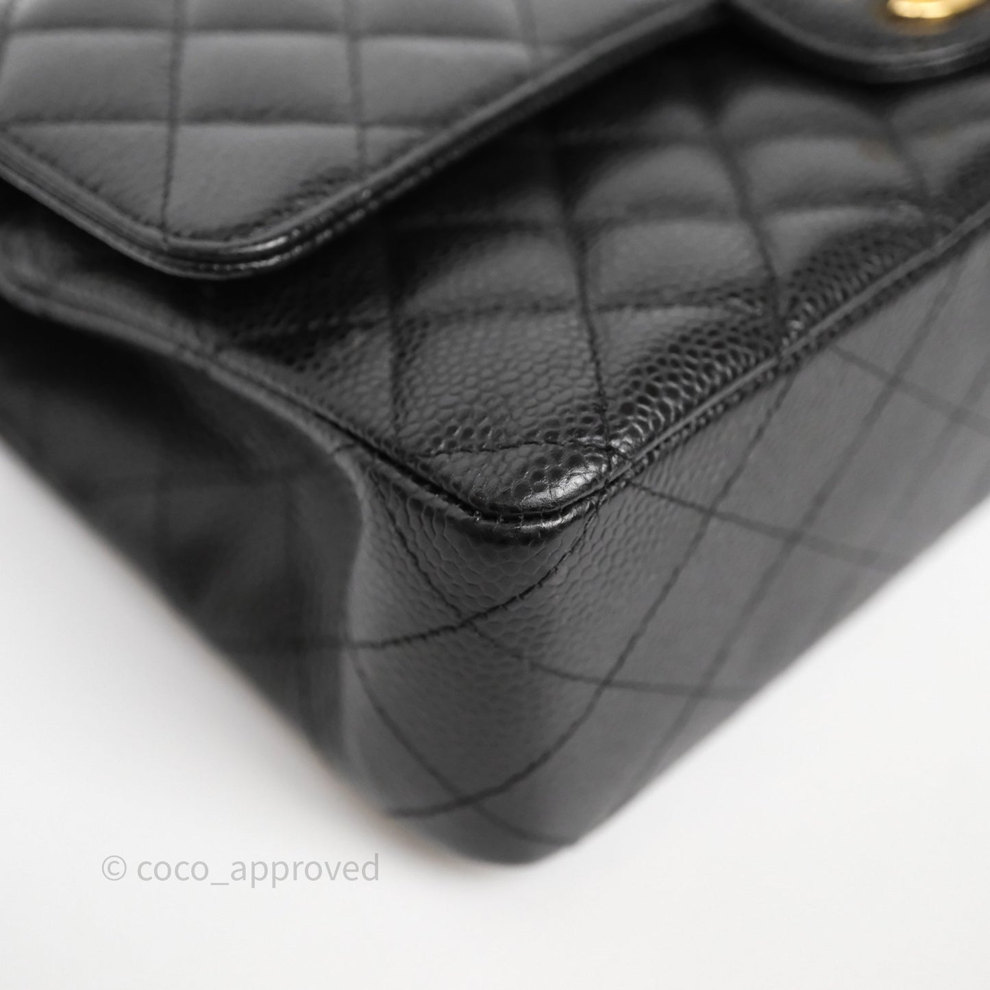 Chanel Classic M/L Medium Flap Quilted Black Caviar Gold Hardware
