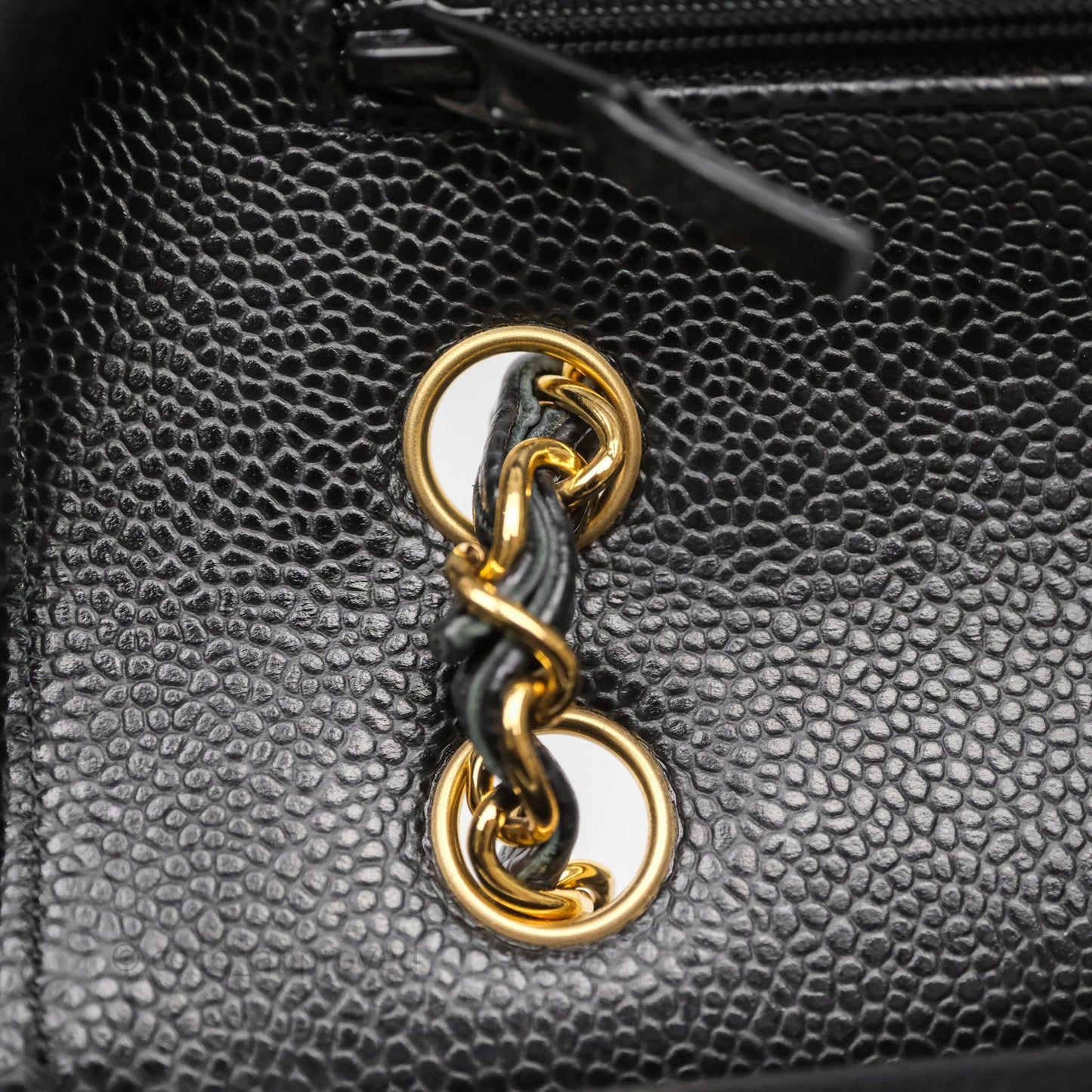 Chanel Classic M/L Medium Flap Quilted Black Caviar Gold Hardware