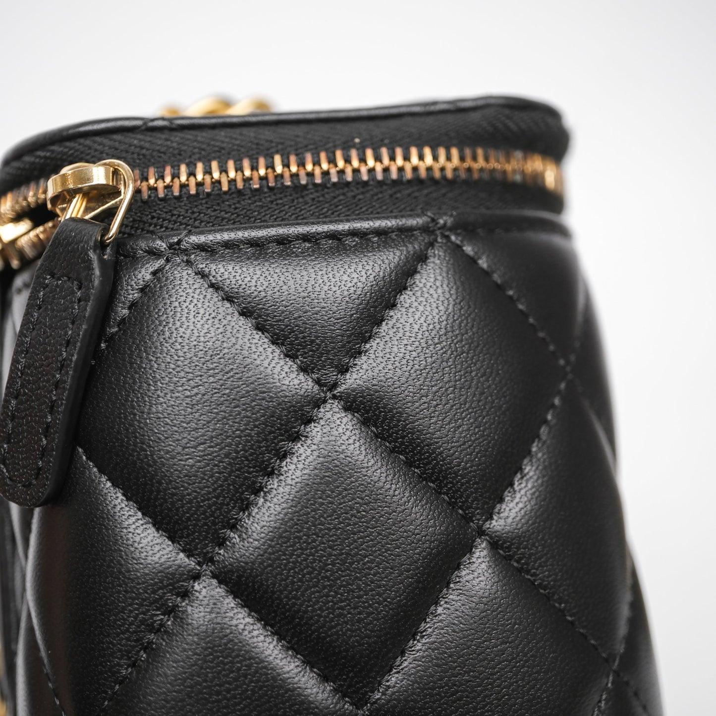 Chanel Vanity With Pearl Crush Chain Black Lambskin Aged Gold Hardware