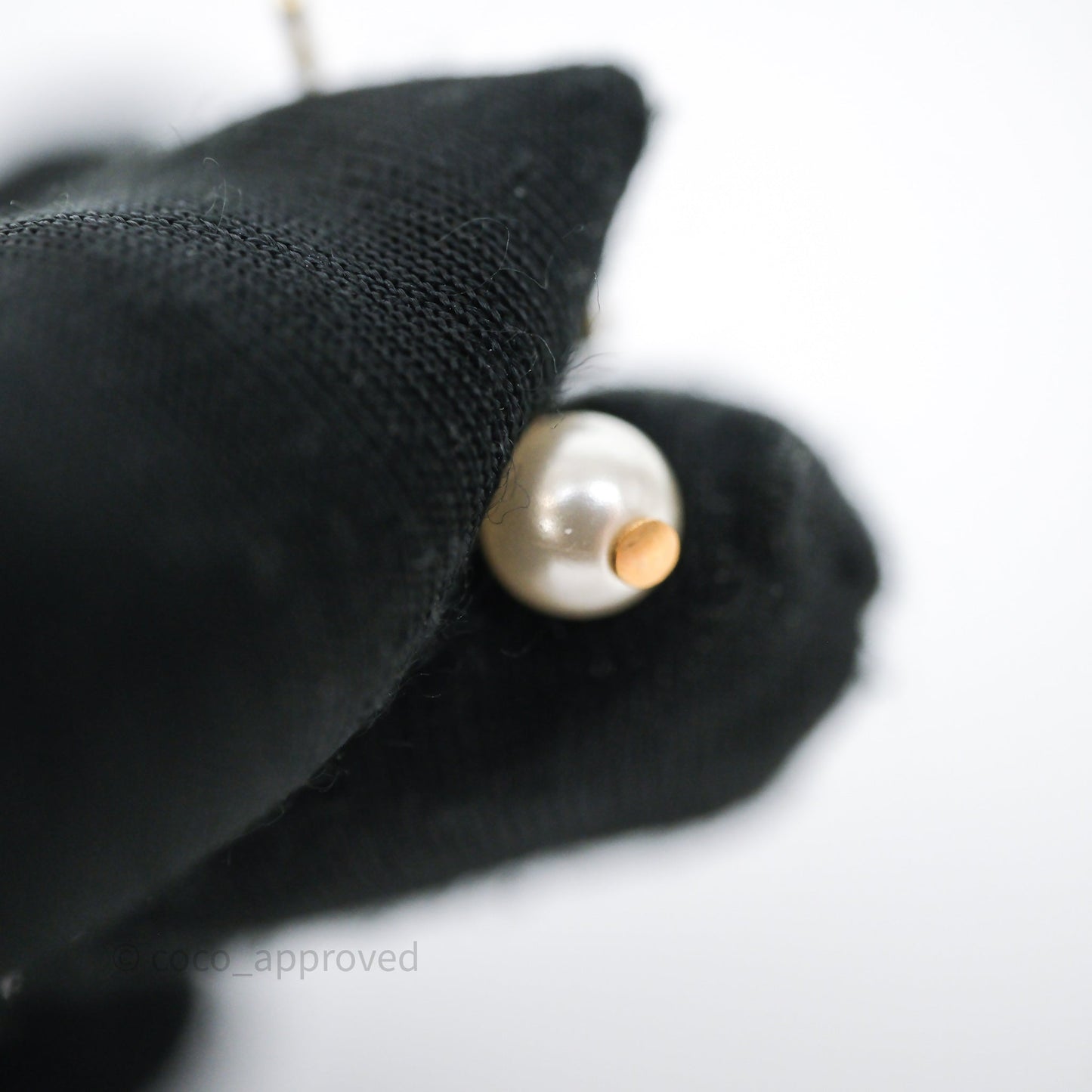 Christian Dior Miss Dior Drop Pearl Earrings Gold Tone