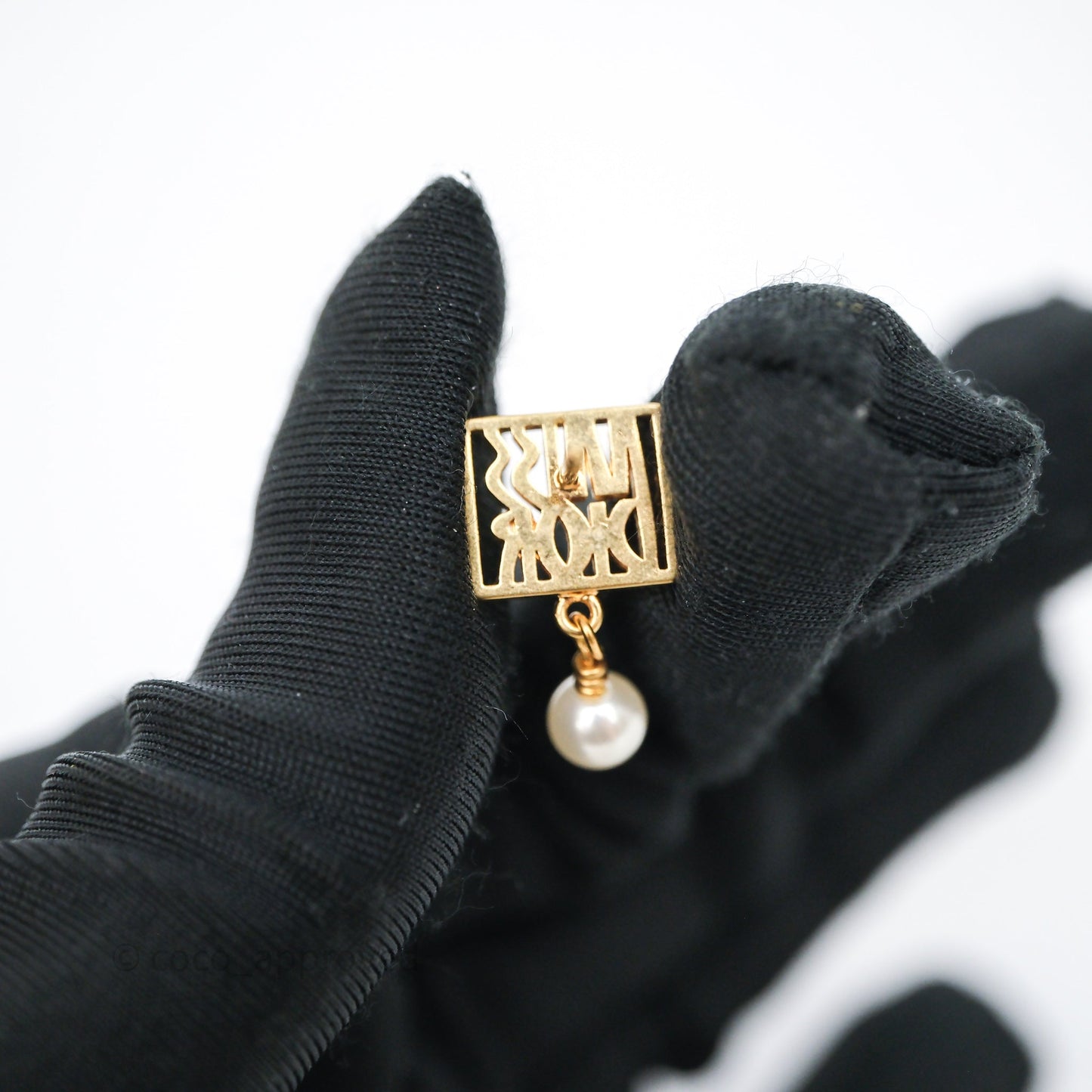 Christian Dior Miss Dior Drop Pearl Earrings Gold Tone