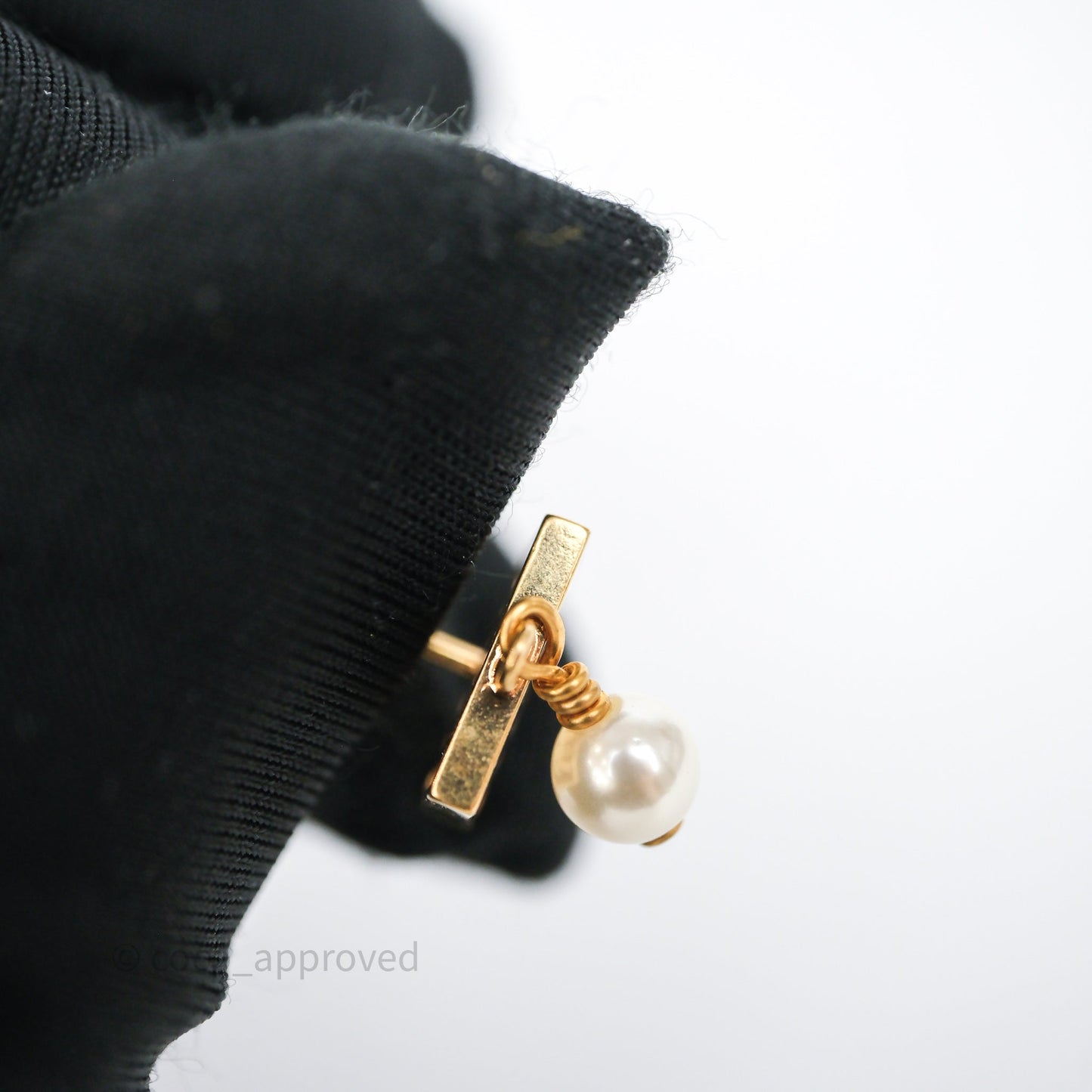 Christian Dior Miss Dior Drop Pearl Earrings Gold Tone