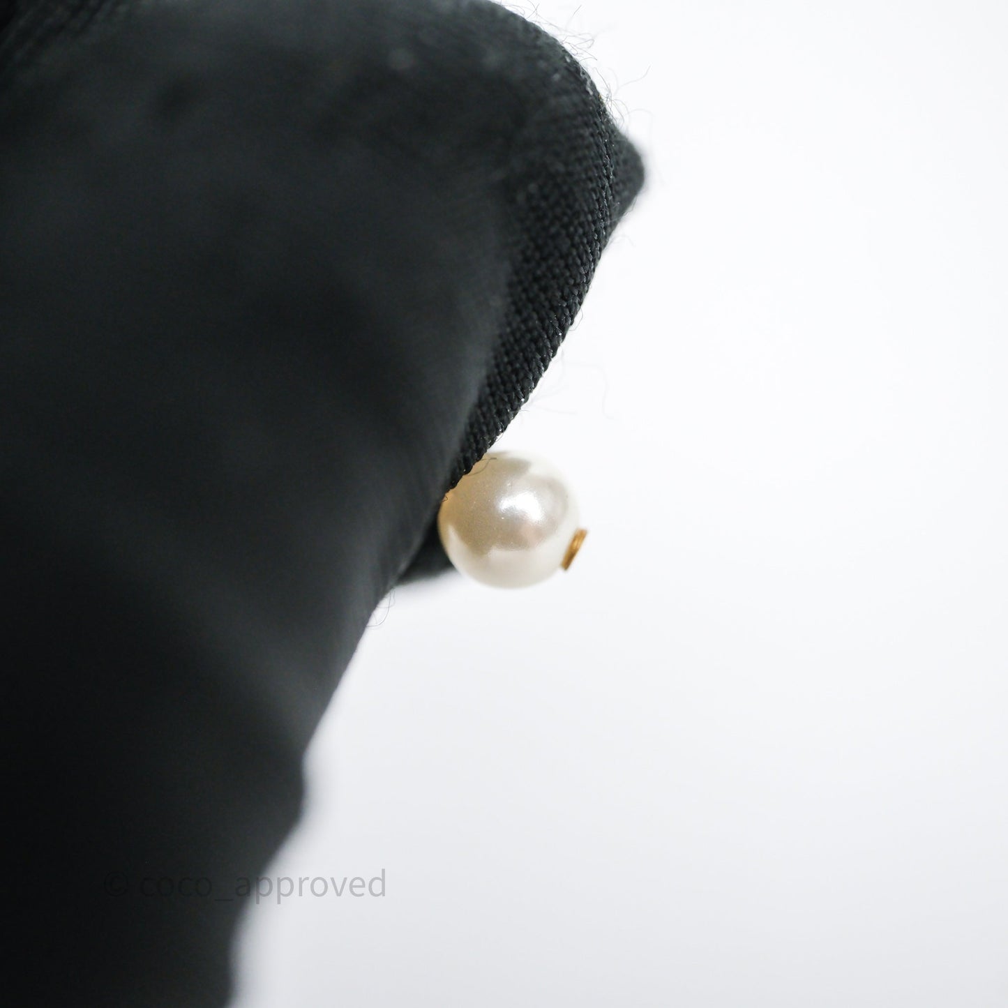 Christian Dior Miss Dior Drop Pearl Earrings Gold Tone