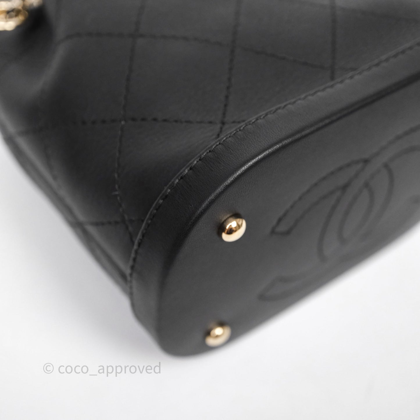 Chanel Quilted Drawstring Bucket Bag Black Calfskin Gold Hardware