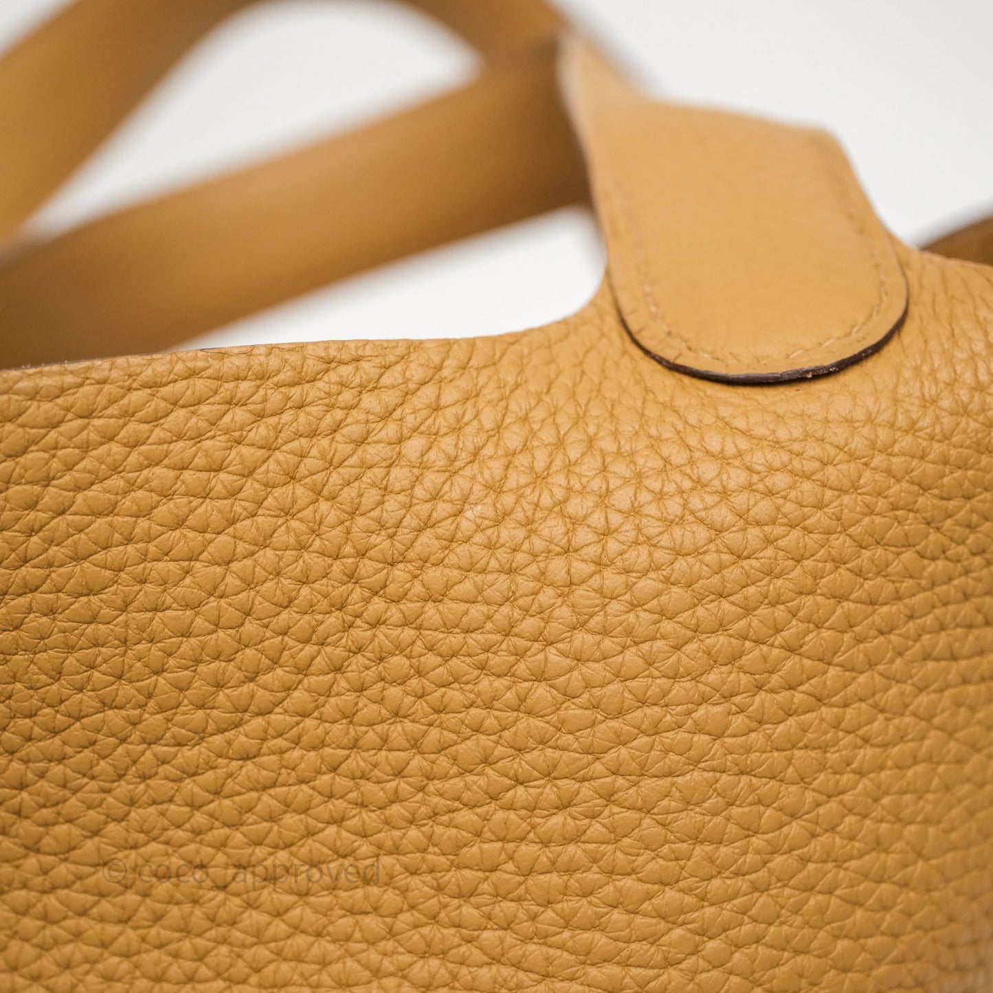 Hermès Picotin 22 Biscuit 4B Clemence Gold Hardware