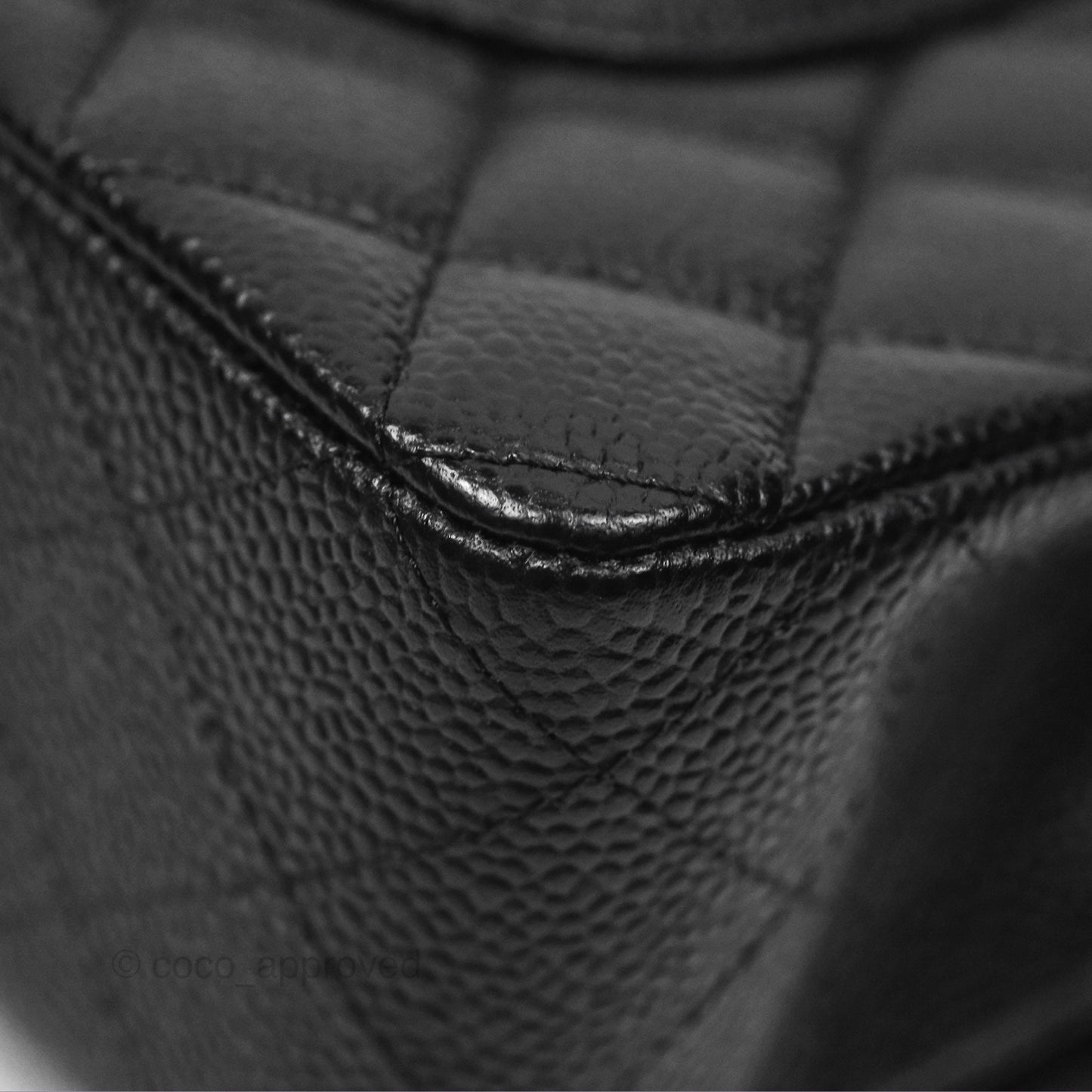 Chanel Classic M/L Medium Flap Quilted Black Caviar Gold Hardware