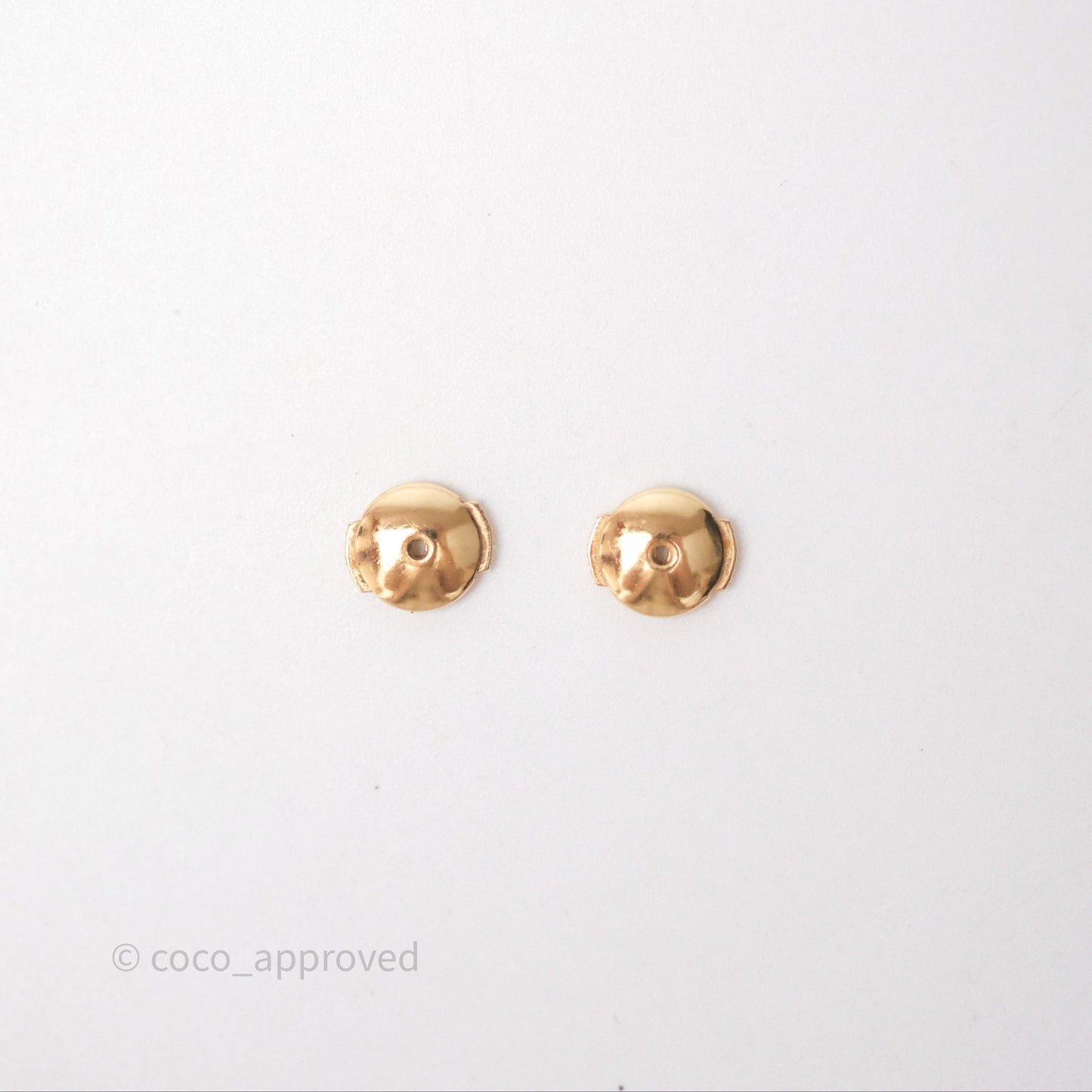 Van Cleef & Arpels Sweet Alhambra Earrings White Mother-of-pearl Yellow Gold