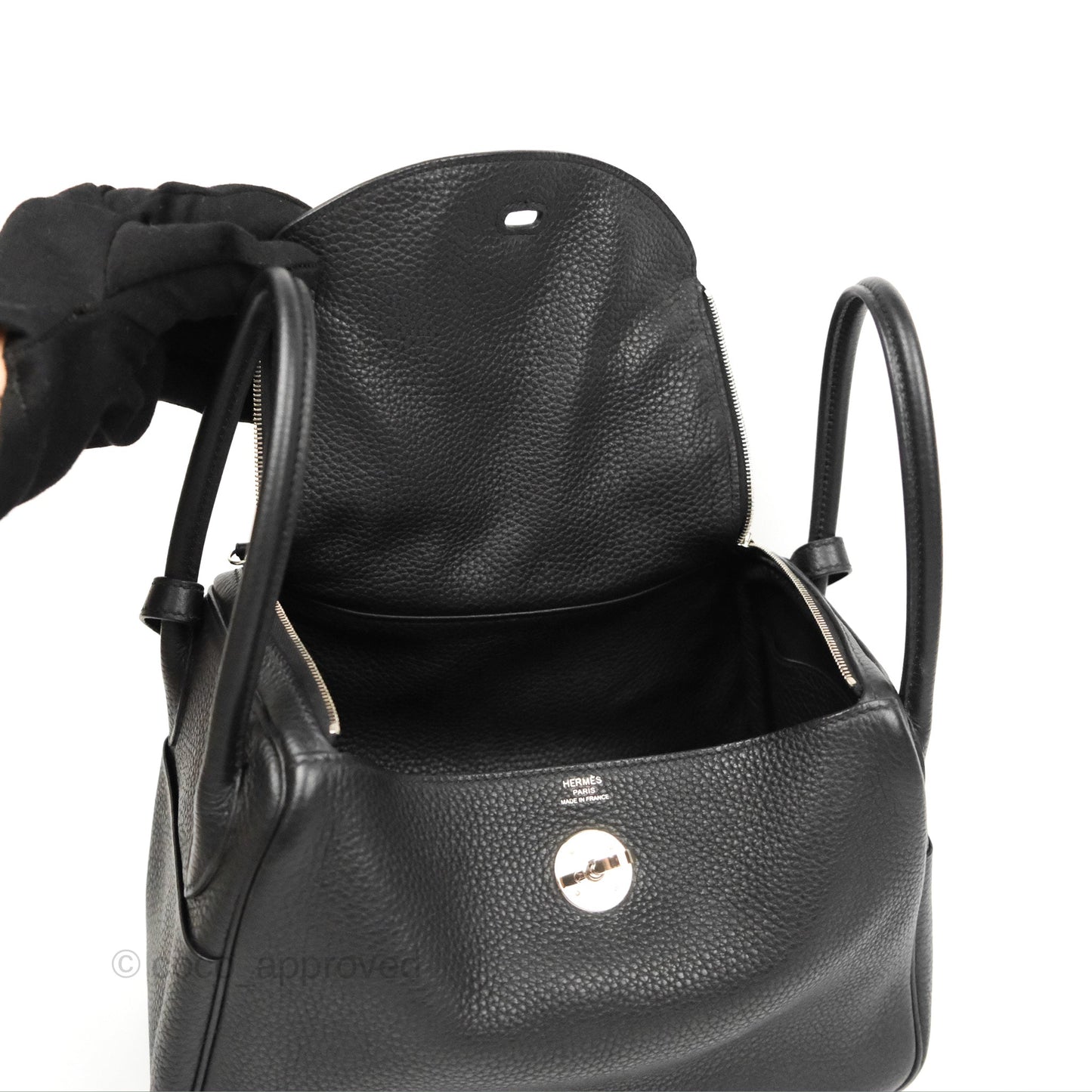 Hermès Lindy 26 Black Clemence Silver Hardware