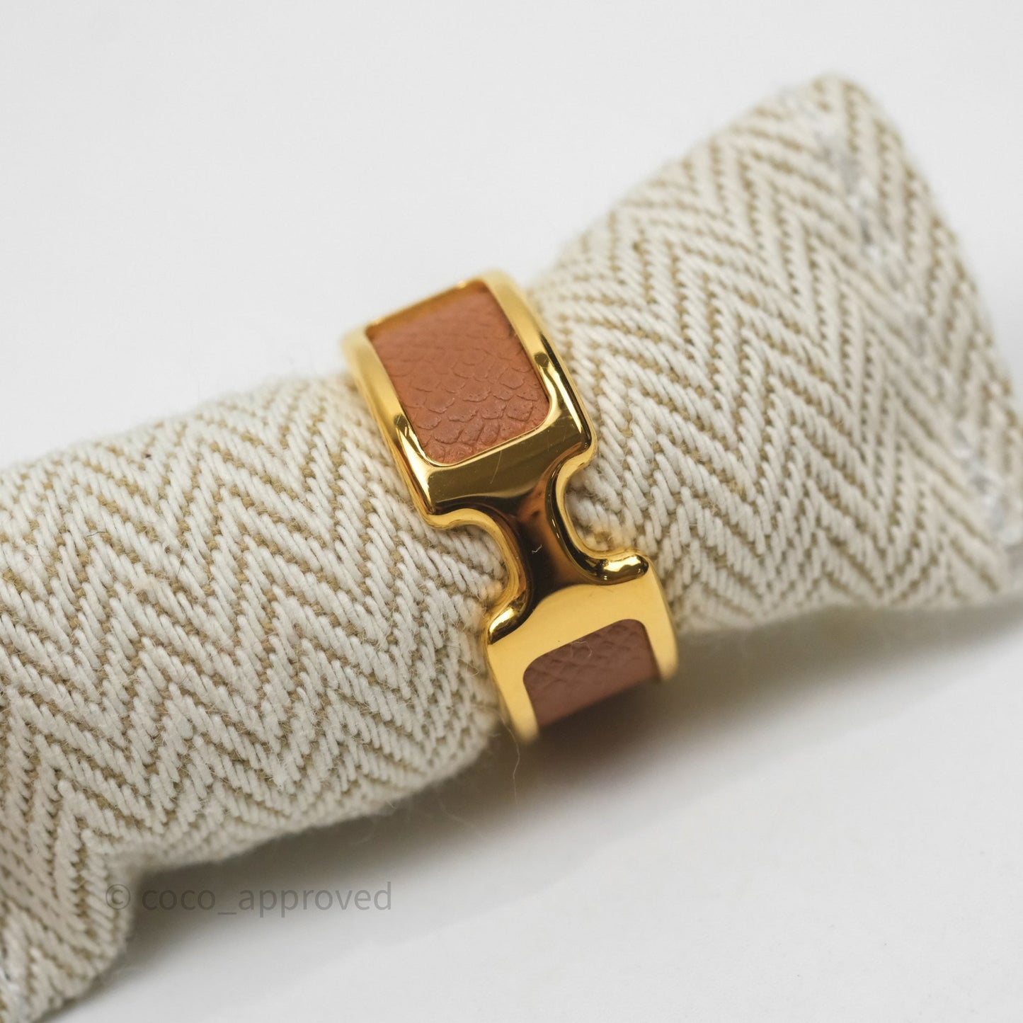 Hermès Olympe Ring Small Model Gold 37 Epsom Gold Hardware