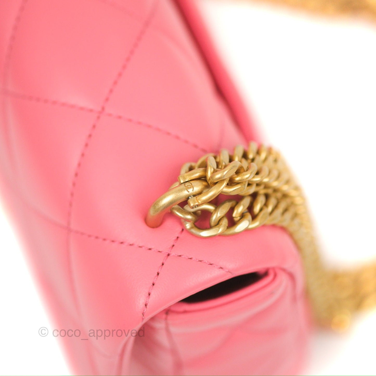 Chanel Quilted Pending CC Enamel Flap Pink Lambskin Aged Gold Hardware 22P