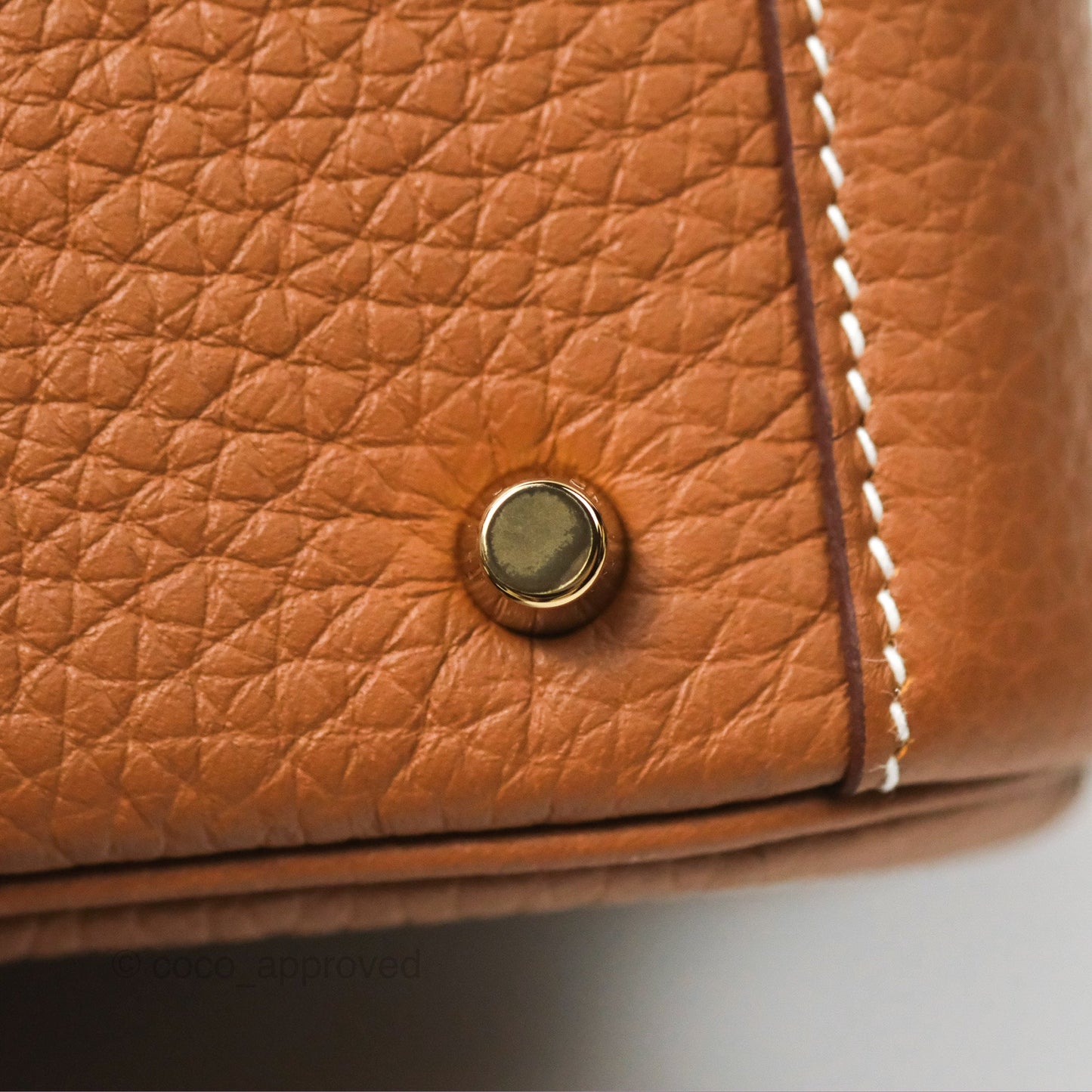 Hermès Mini Lindy 20 Gold Clemence Gold Hardware