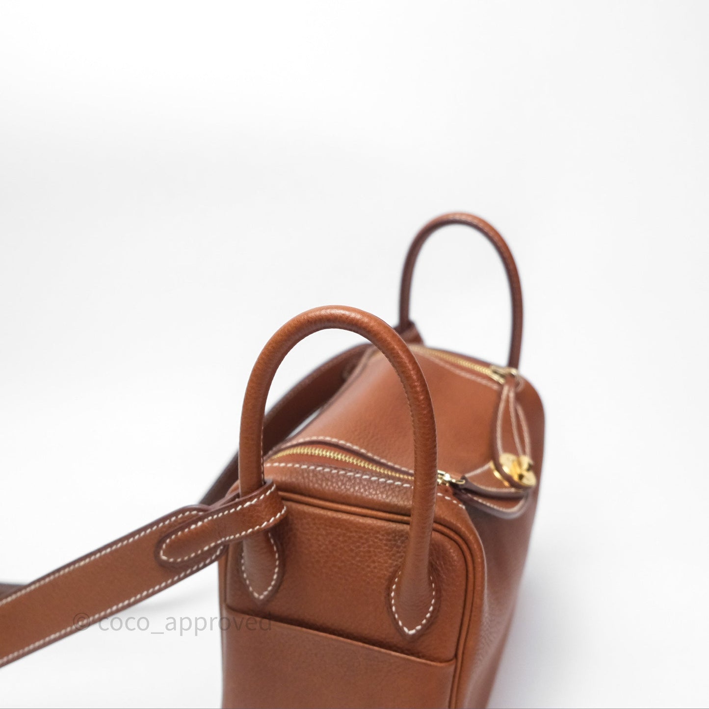 Hermès Mini Lindy 20 Fauve 34 Barenia Gold Hardware