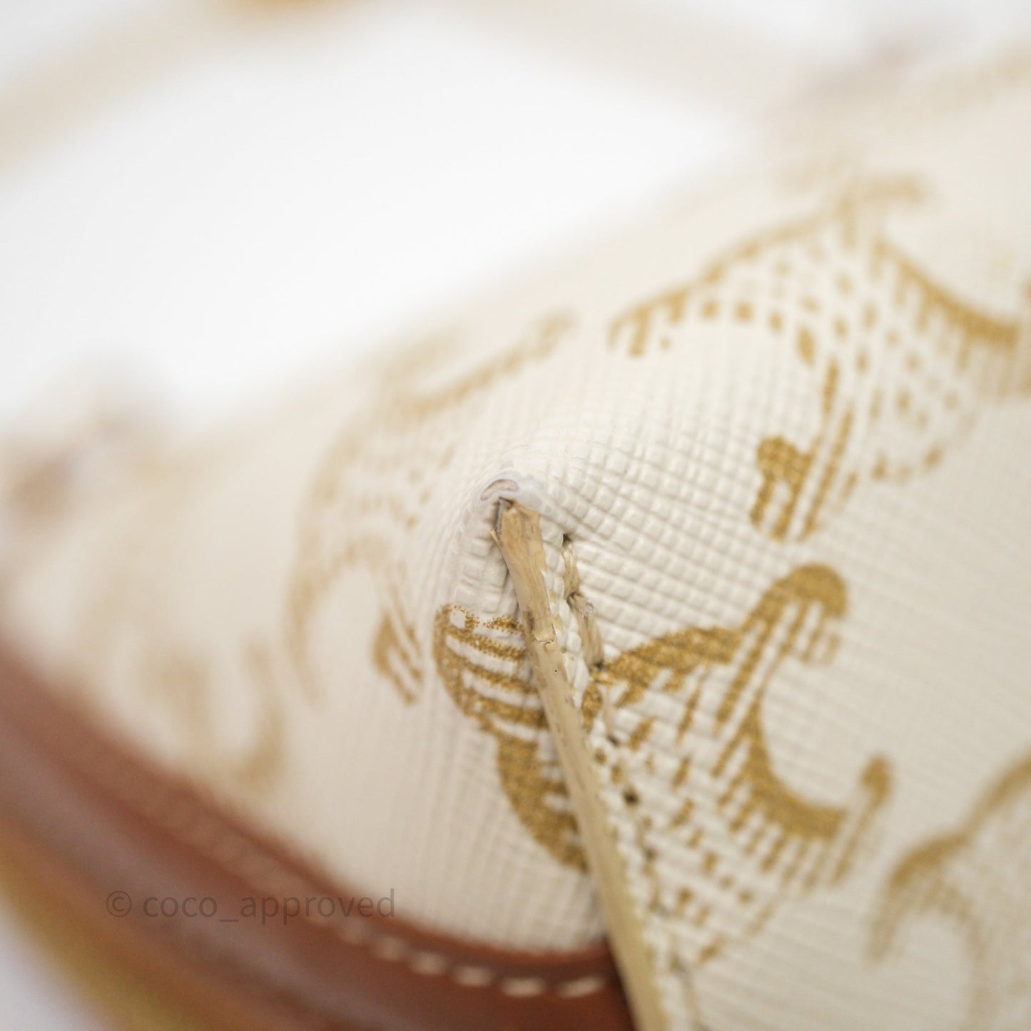 Celine Clutch With Chain Triomphe Canvas White/Tan