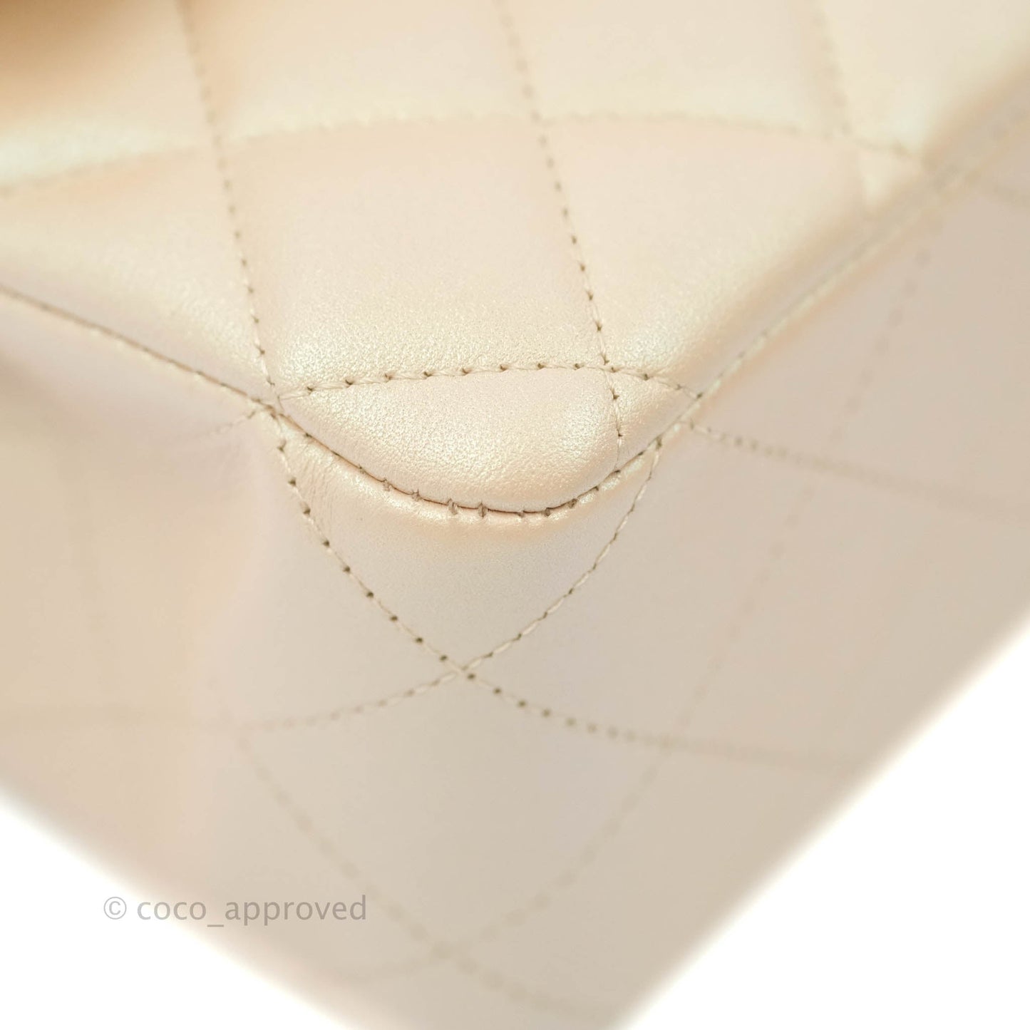 Chanel Classic M/L Medium Double Flap Iridescent Beige Calfskin Gold Hardware 21S