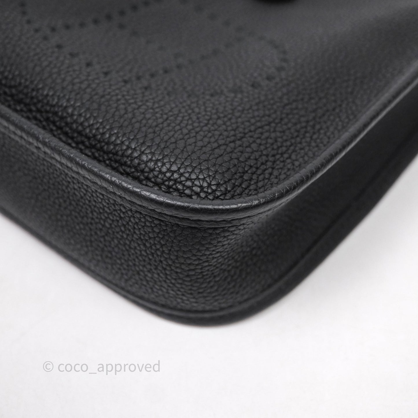 Hermès Mini Evelyne 16 Black Noir 89 Clemence Palladium Hardware