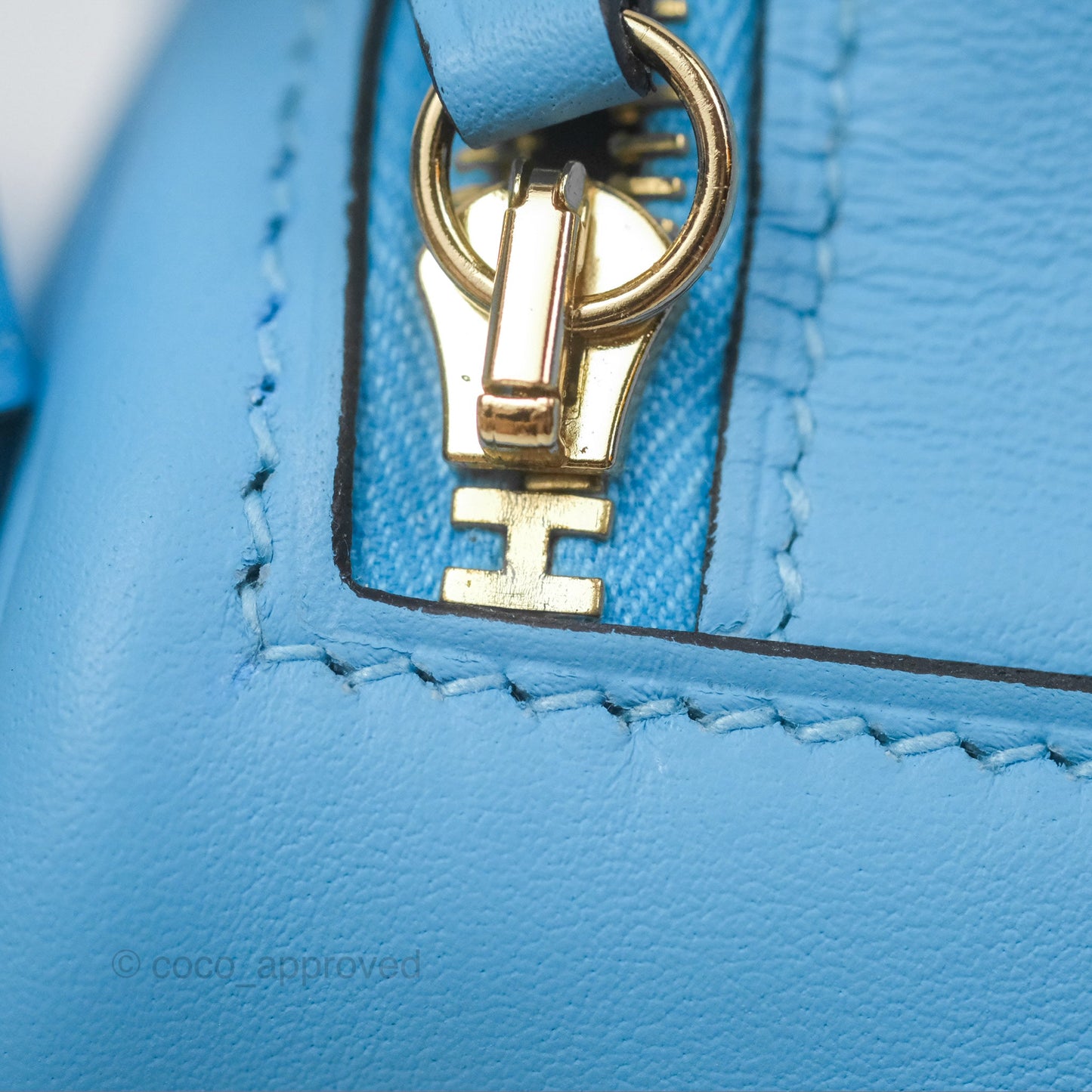Hermès Mini Lindy 20 Celeste Swift Gold Hardware
