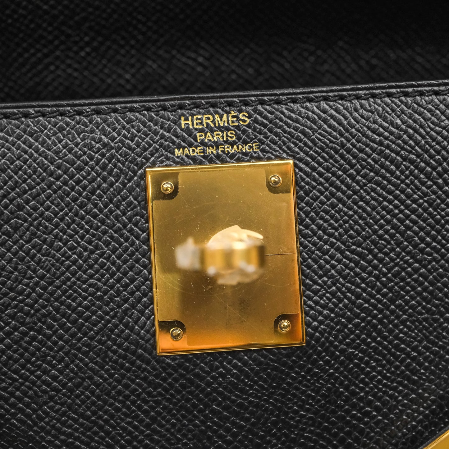 Hermès Kelly 28 Sellier Black Noir 89 Epsom Gold Hardware