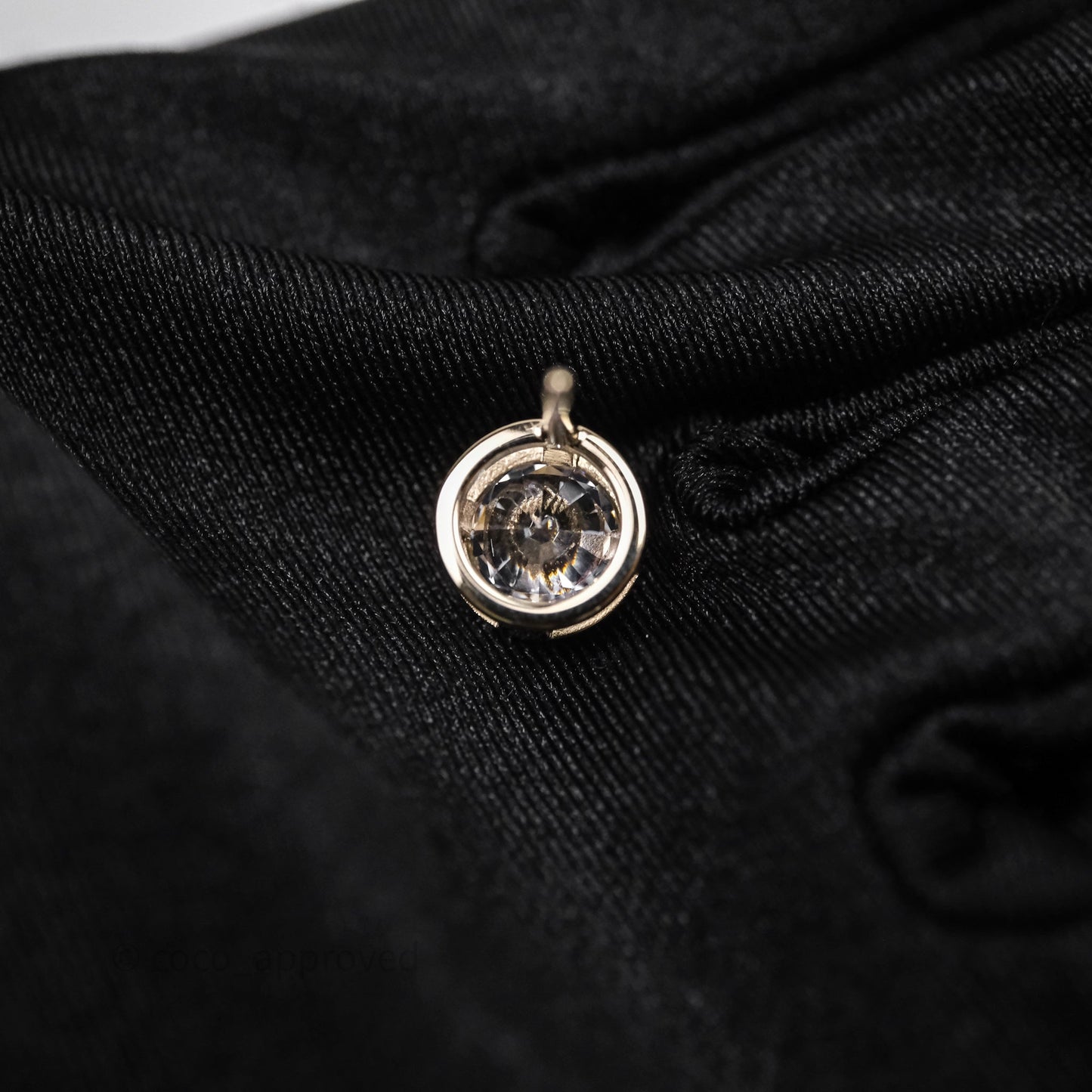Chanel Crystals CC Round Earrings Gold Tone 25V