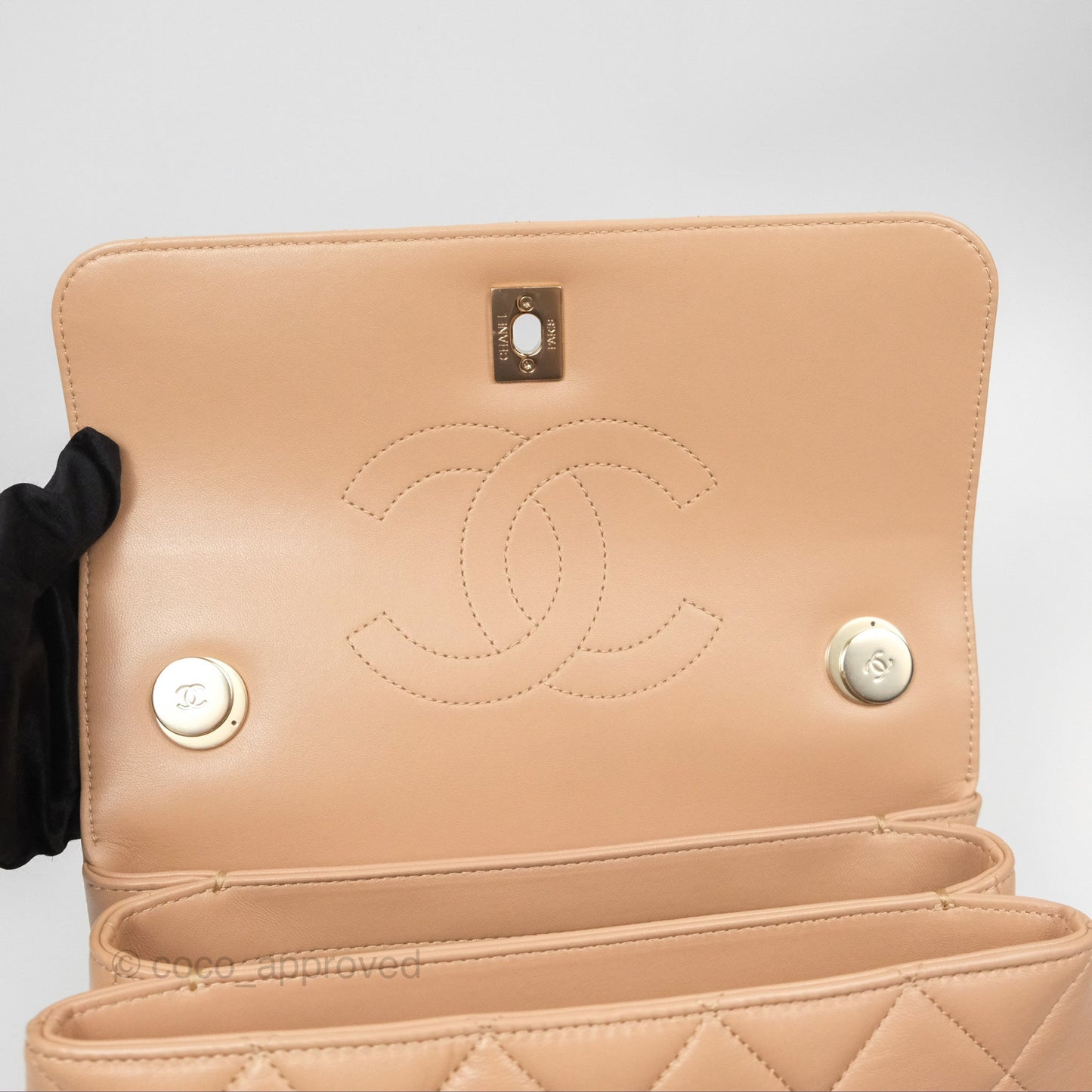 Chanel Trendy CC Small Beige Lambskin Gold Hardware 22S