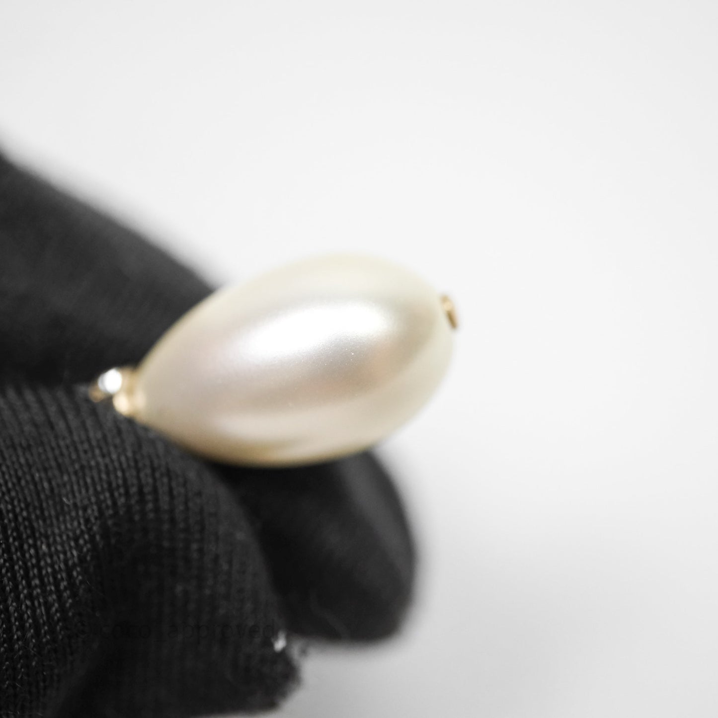 Chanel CC Pearl Drop Bow Earrings Gold Tone 22S