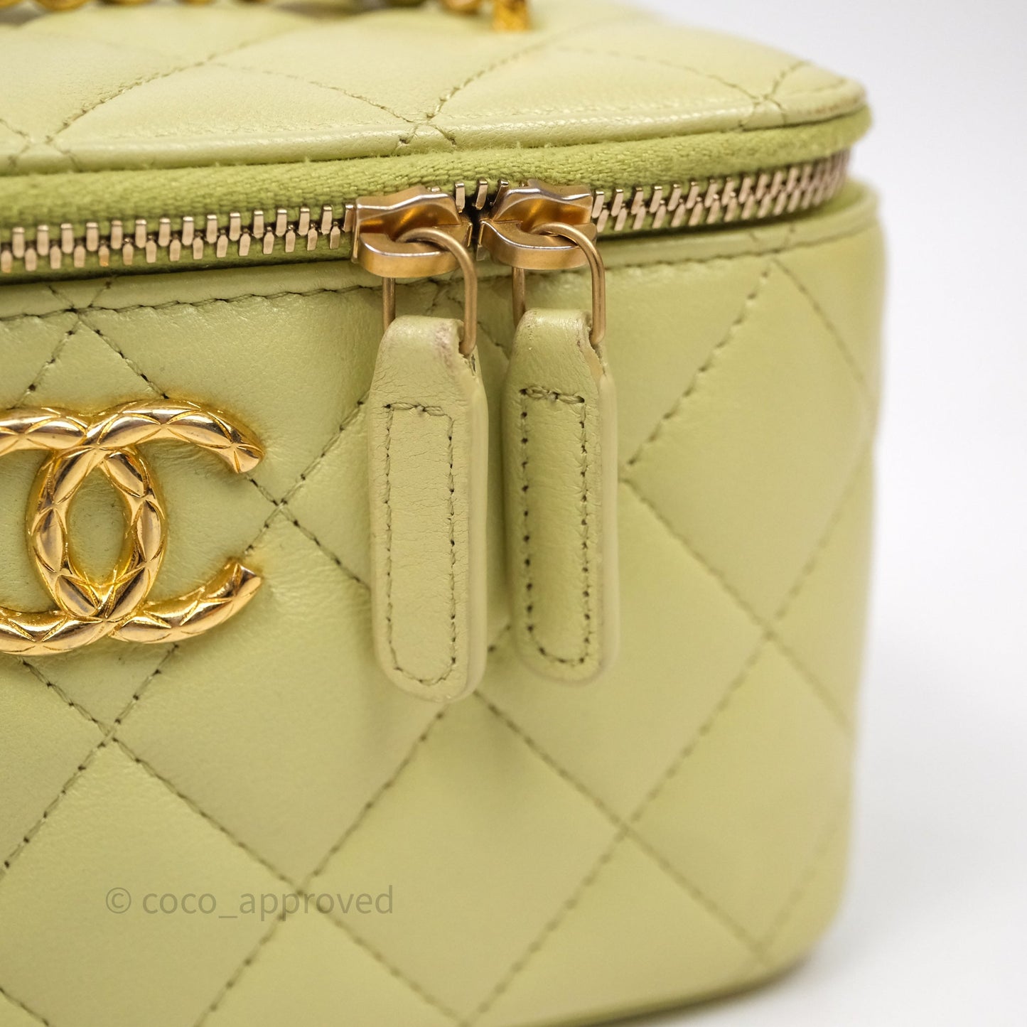 Chanel Quilted Vanity With Chain Lambskin Green Gold Hardware