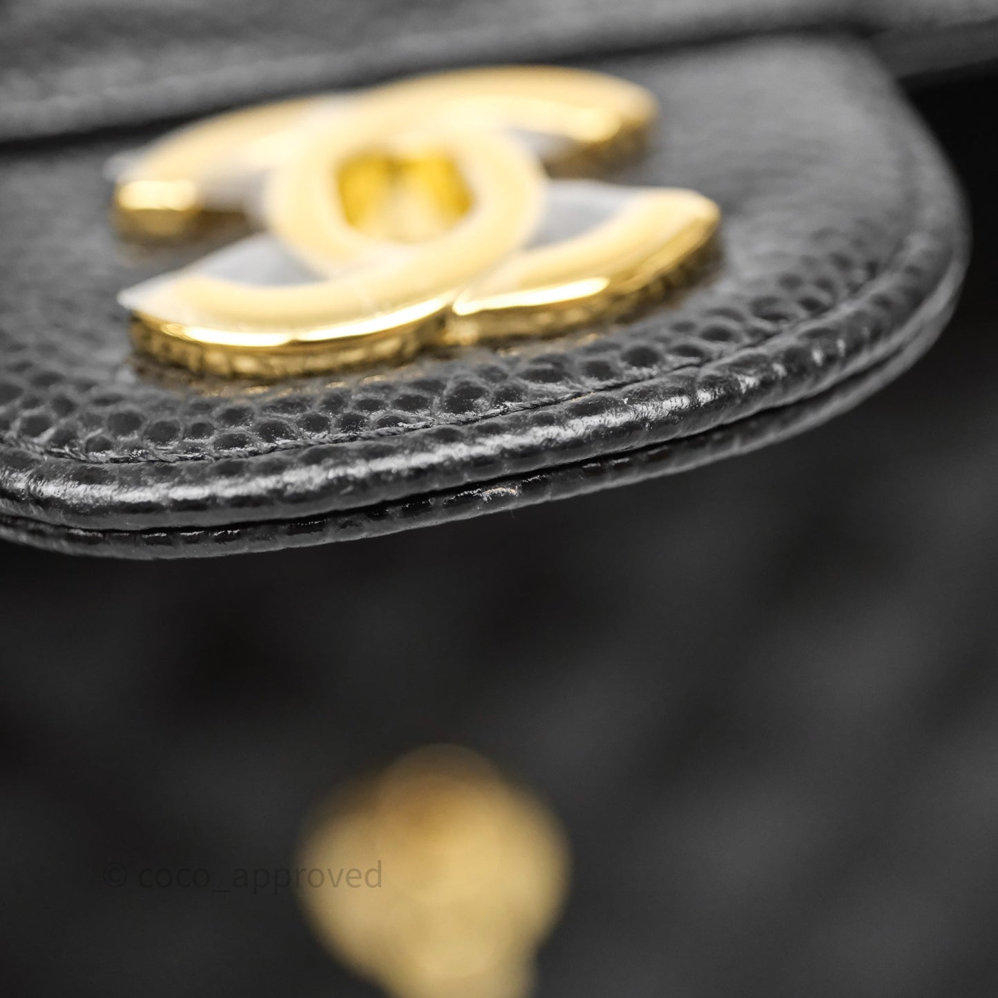 Chanel Classic M/L Medium Flap Quilted Black Caviar Gold Hardware