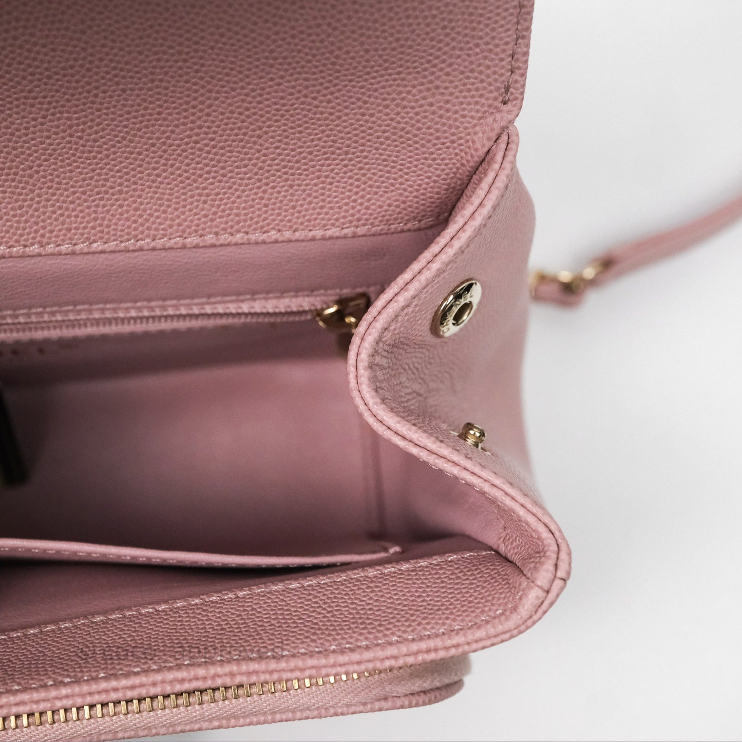 Chanel Quilted Medium Business Affinity Flap Pink Caviar Gold Hardware