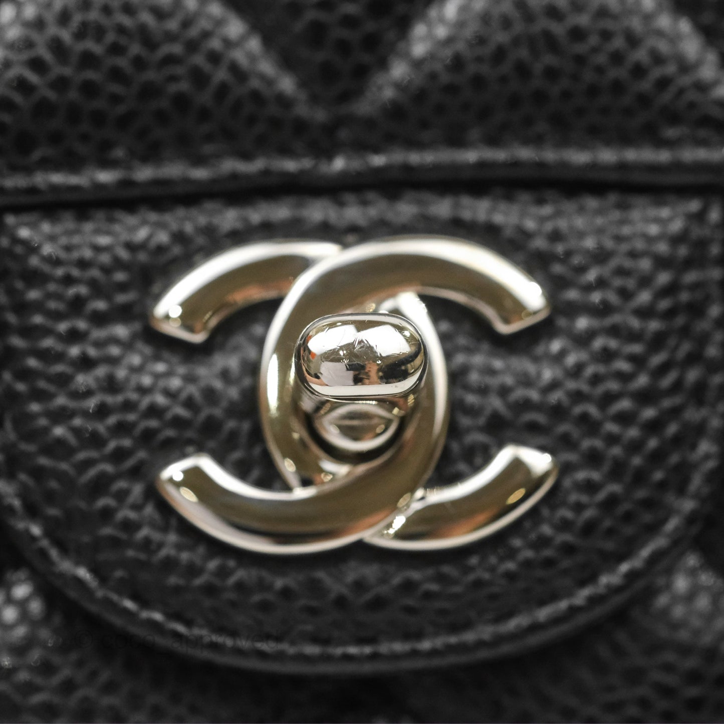 Chanel Classic M/L Medium Flap Quilted Black Caviar Silver Hardware
