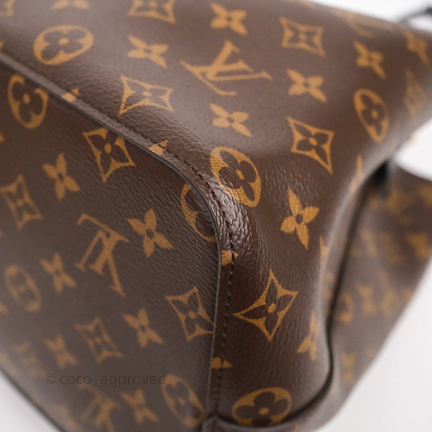 Louis Vuitton Neo Noe MM Monogram Canvas