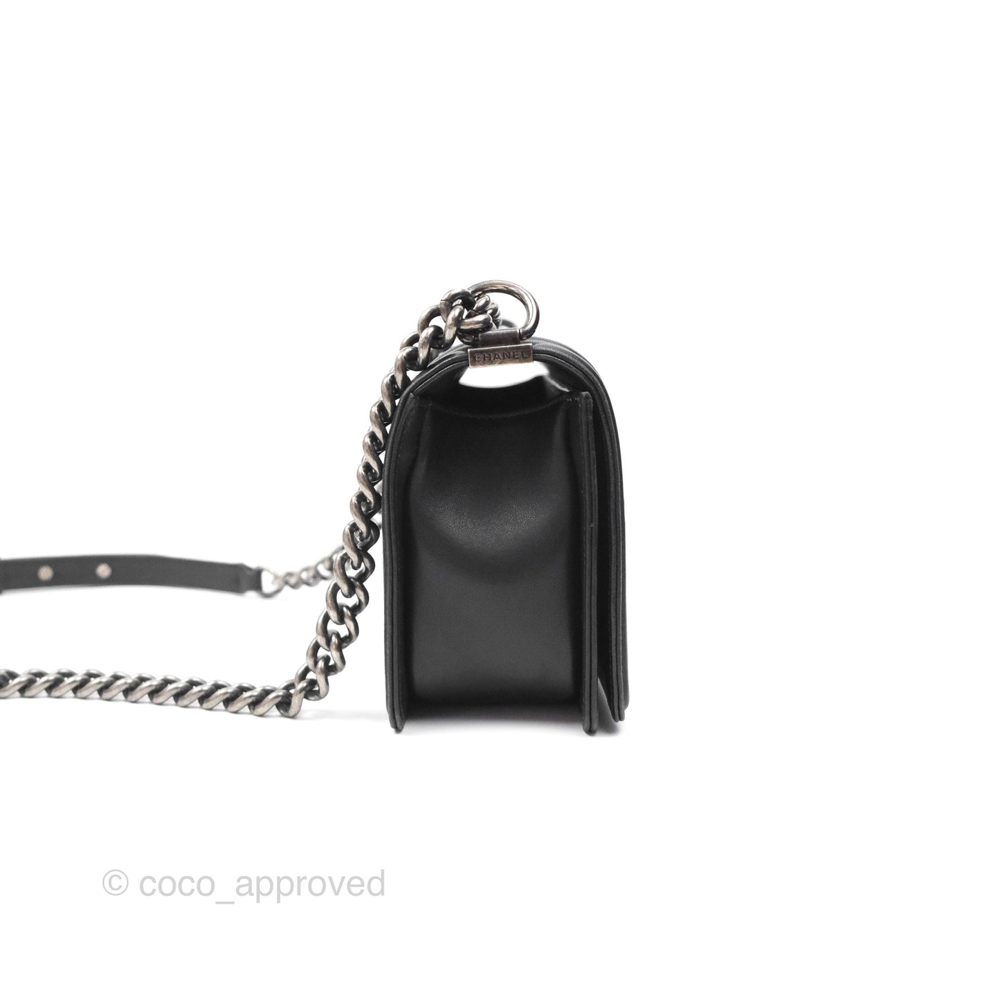 Chanel Quilted Medium Boy Black Lambskin Ruthenium Hardware