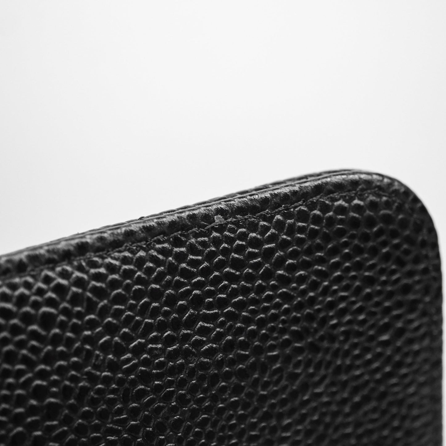 Chanel Classic M/L Medium Flap Quilted Black Caviar Gold Hardware