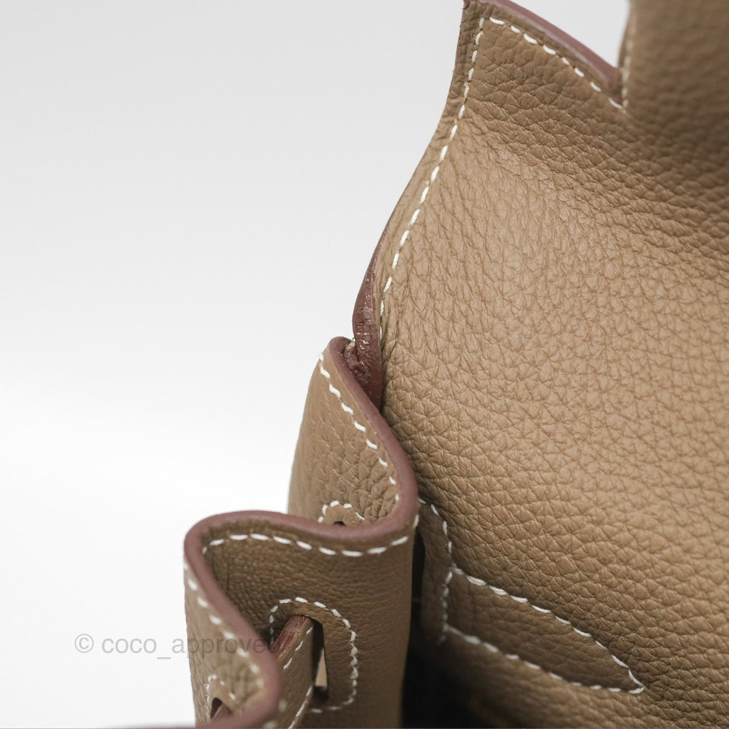 Hermès Kelly 28 Retourne Etoupe Togo Gold Hardware