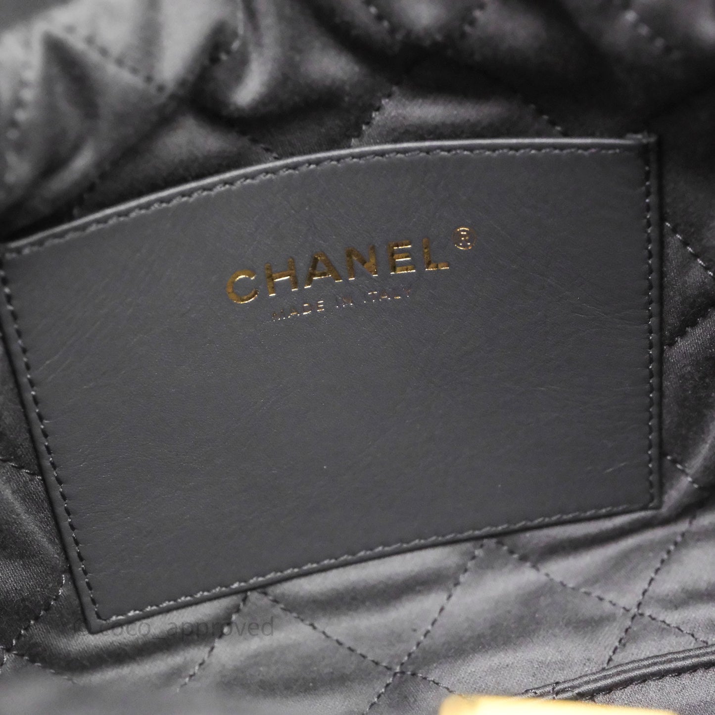 Chanel 22 Mini Bag Dark Grey Shiny Crumpled Calfskin Aged Gold Hardware