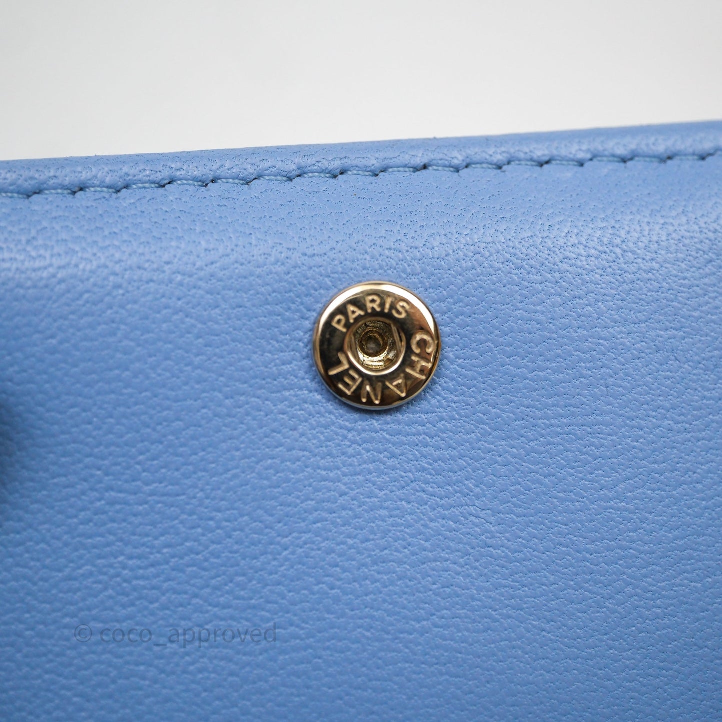 Chanel Classic Zipped Coin Purse Blue Lambskin Gold Hardware