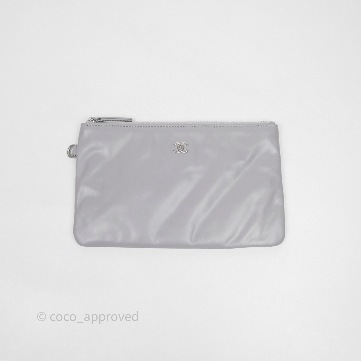 Chanel 22 Medium Grey Shiny Aged Calfskin Aged Silver Hardware