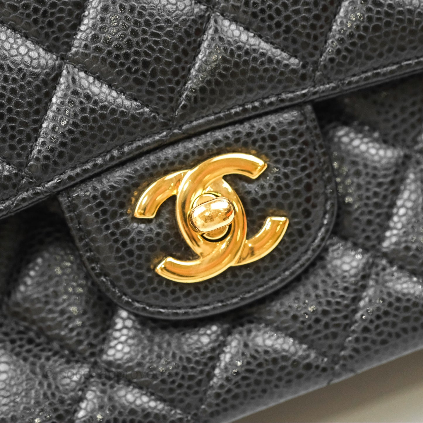 Chanel Classic M/L Medium Flap Quilted Black Caviar Gold Hardware