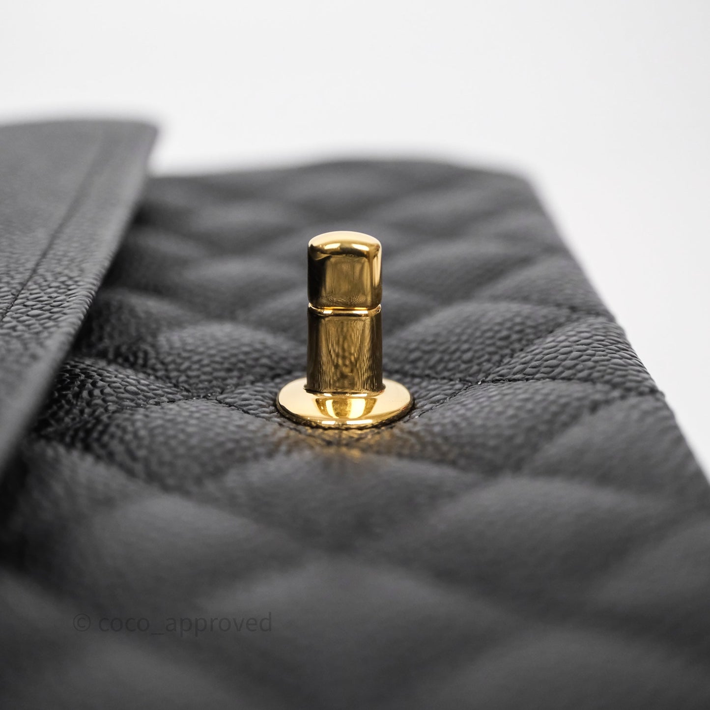 Chanel Classic M/L Medium Flap Quilted Black Caviar Gold Hardware
