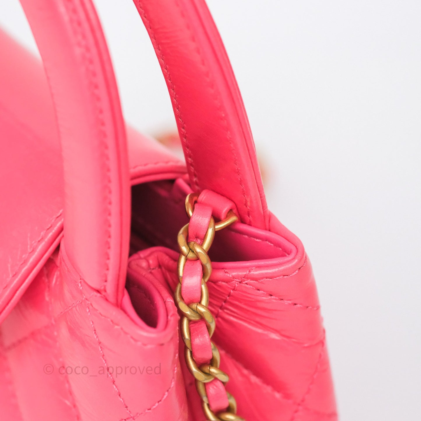 Chanel Kelly Bag Pink Shiny Calfskin Aged Gold Hardware