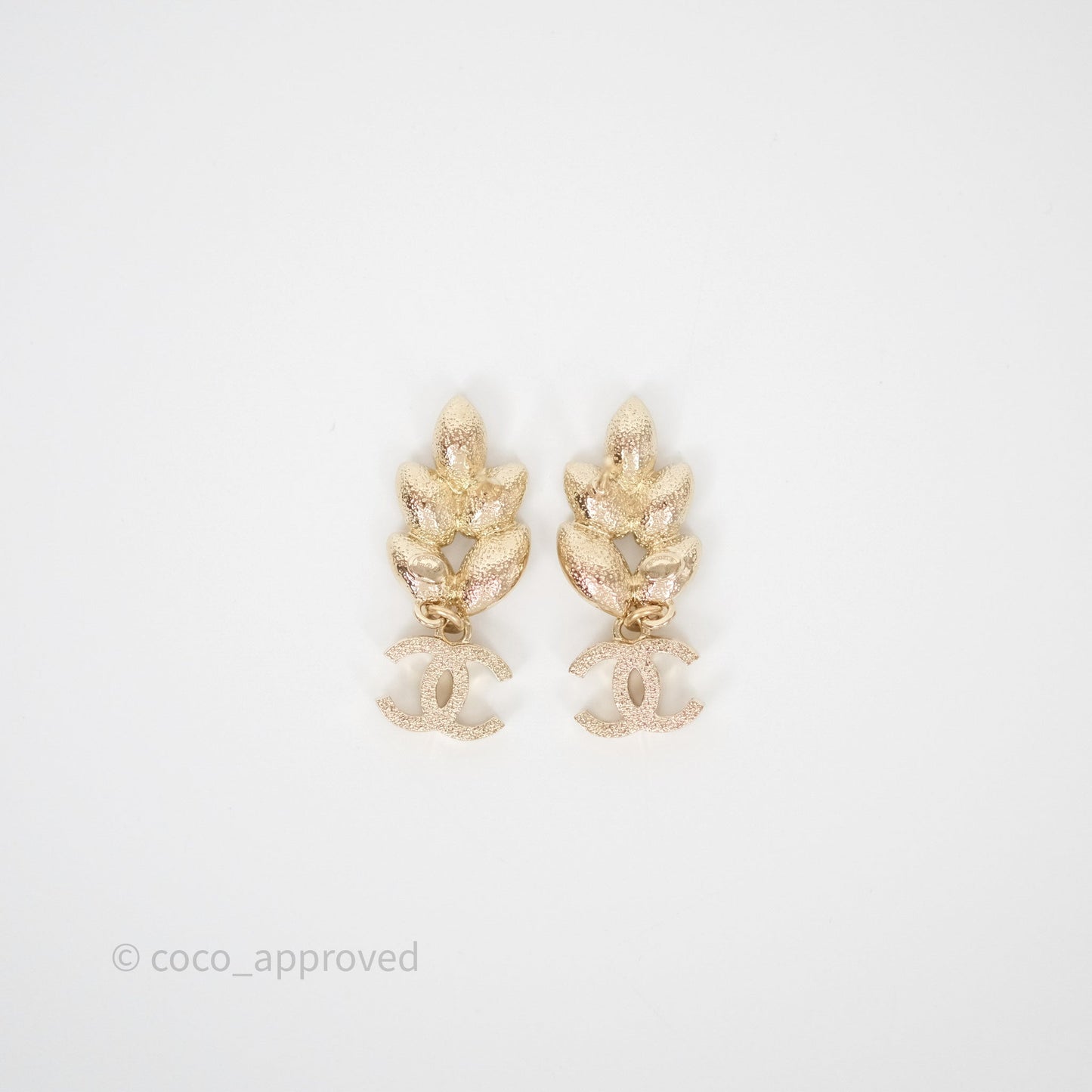 Chanel Crystal Leafy CC Earrings Gold Tone 22K