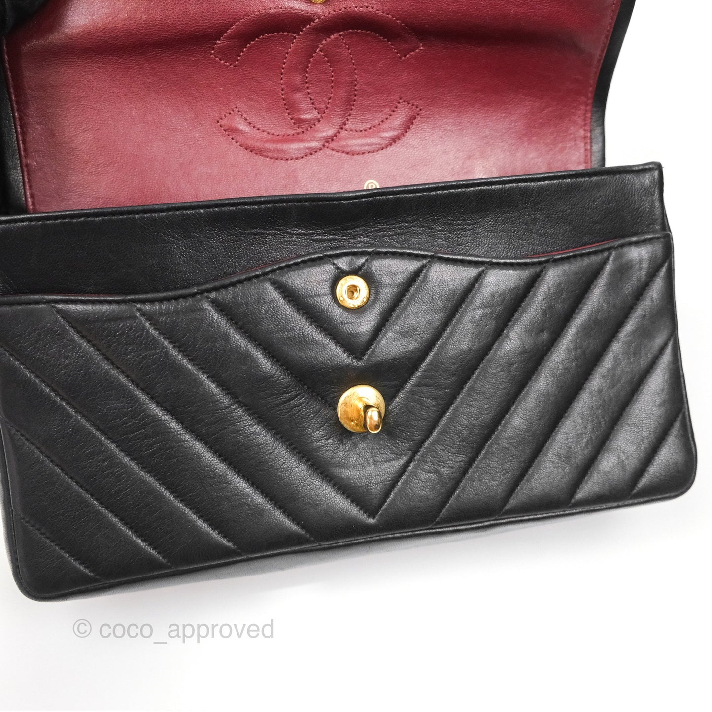 Chanel Vintage Medium Classic Flap Chevron Black Lambskin 24K Gold Hardware