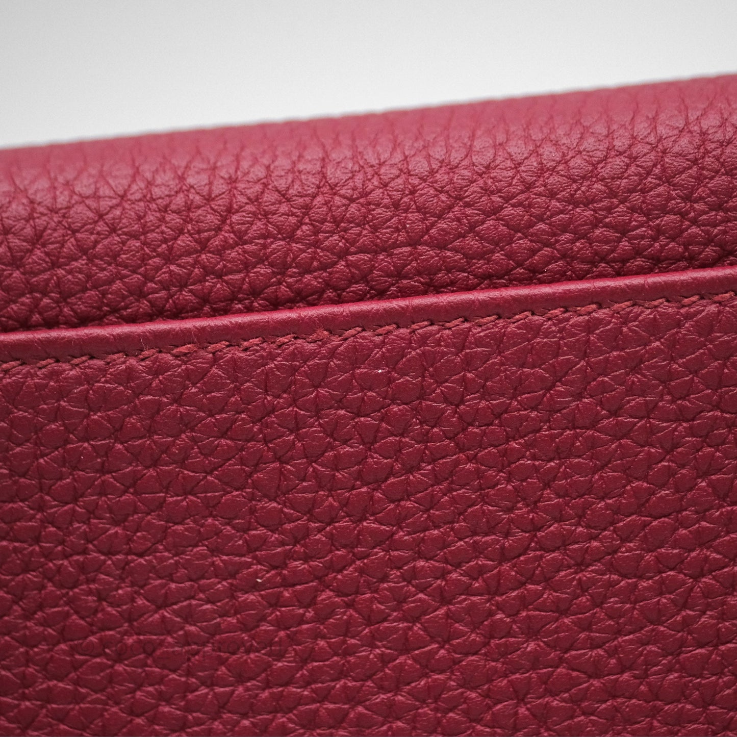 Hermès Kelly 32 Retourne Rouge Grenat K1 Togo Gold Hardware