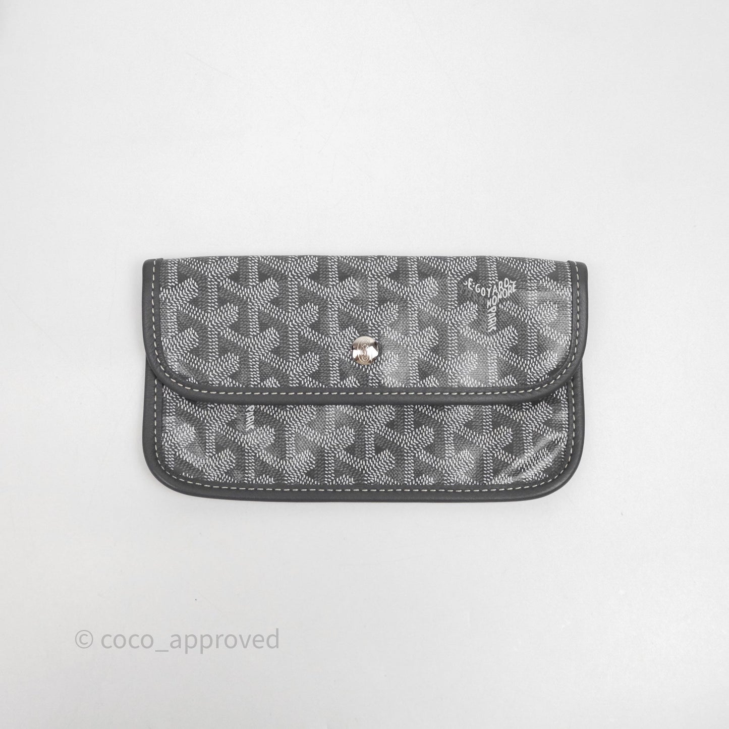 Goyard St Louis Tote PM ⁣⁣⁣⁣⁣⁣⁣⁣⁣⁣⁣⁣⁣⁣⁣⁣⁣⁣⁣⁣Grey