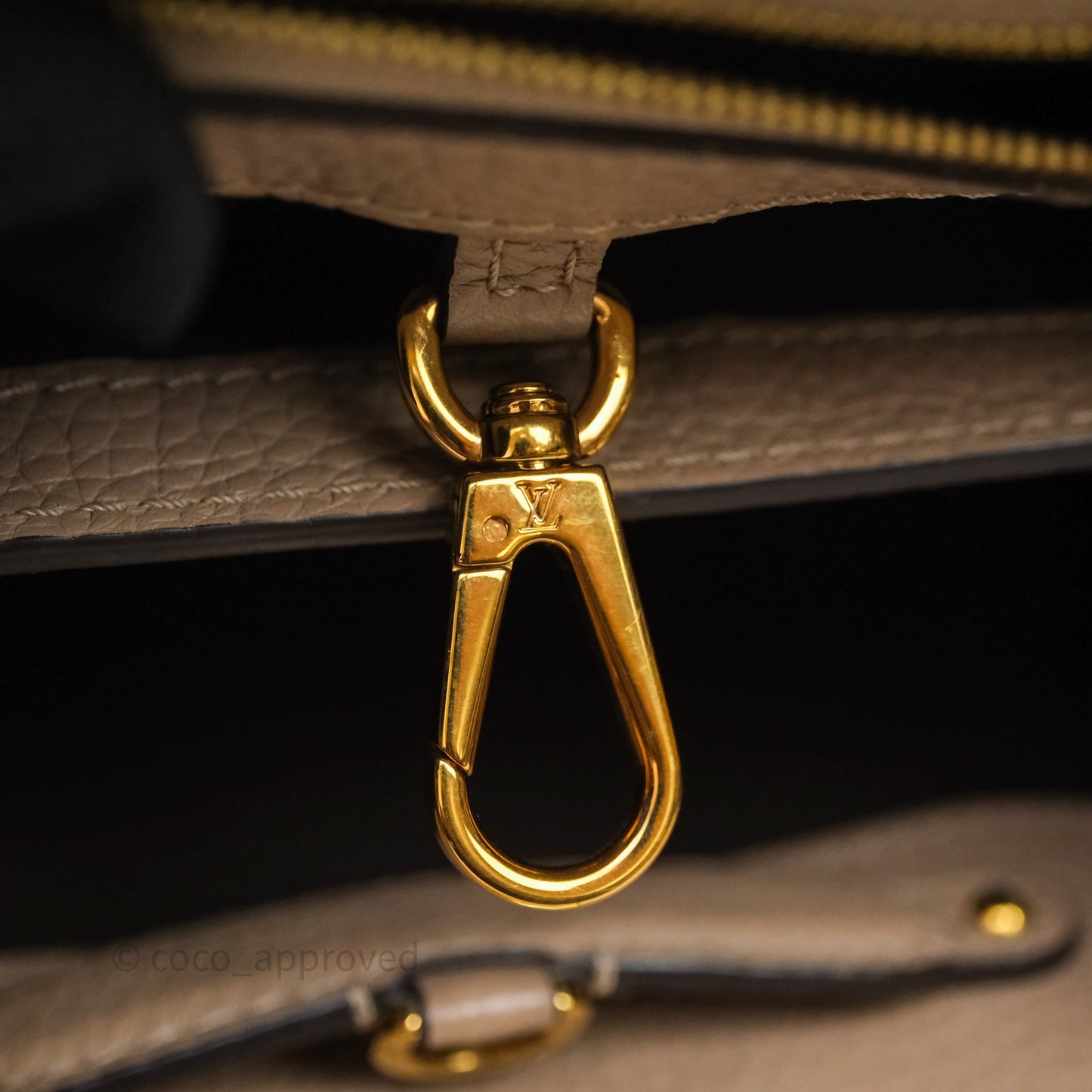 Louis Vuitton Taurillon Capucines BB Galet