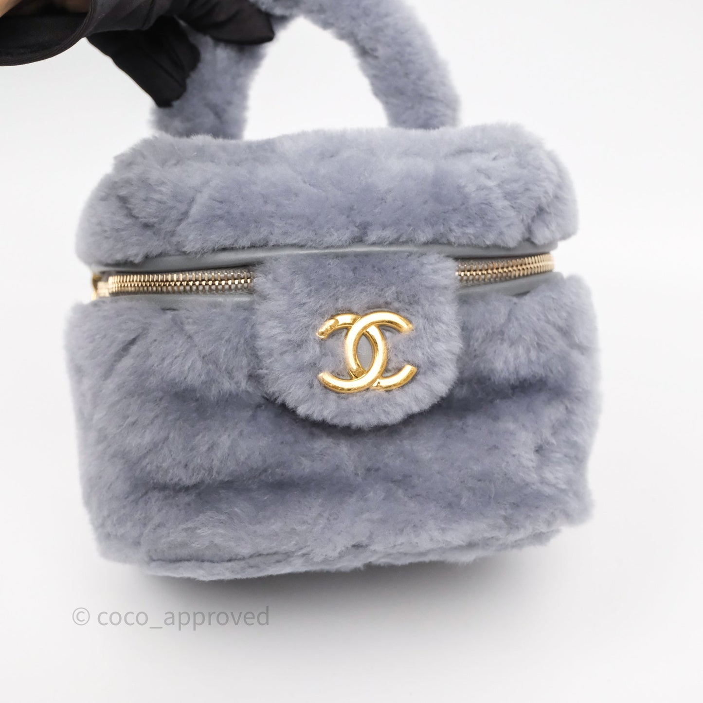Chanel Vanity Case Grey Shearling Lambskin Gold Hardware 22A