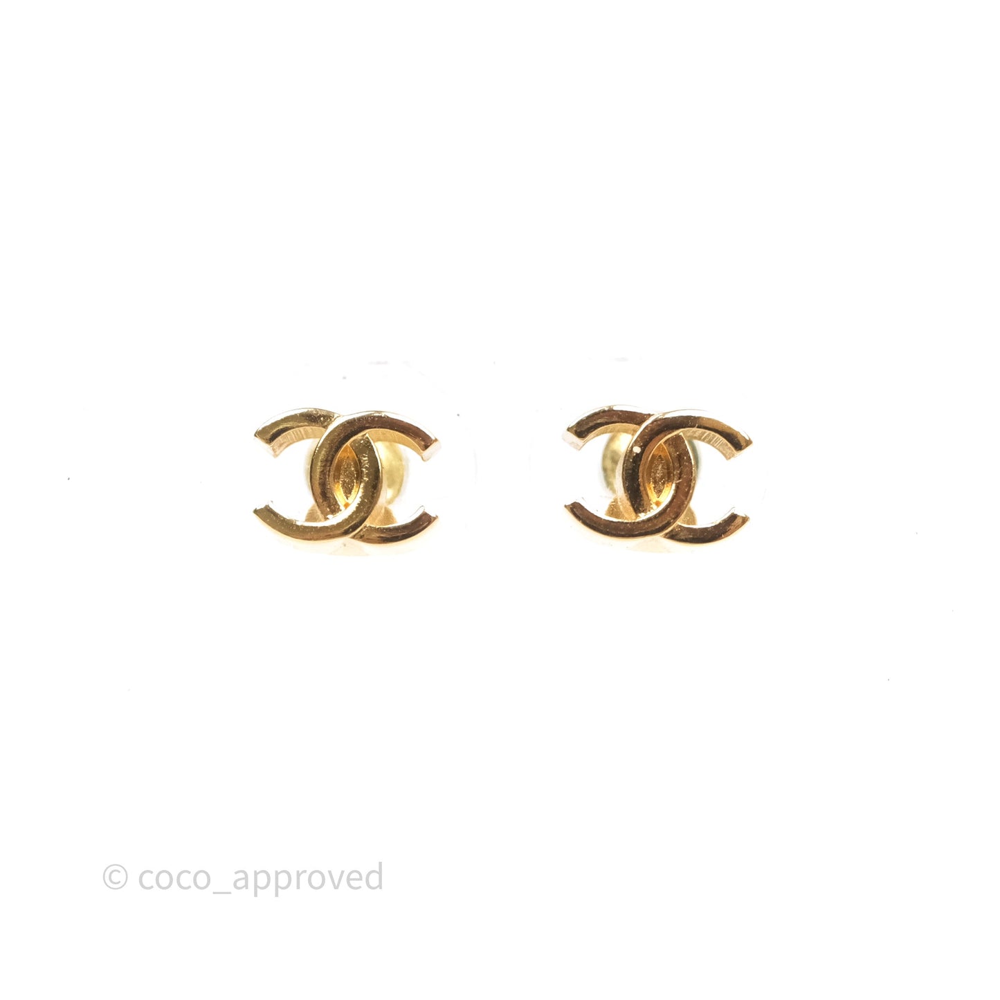 Chanel CC Earrings Gold Tone 26P