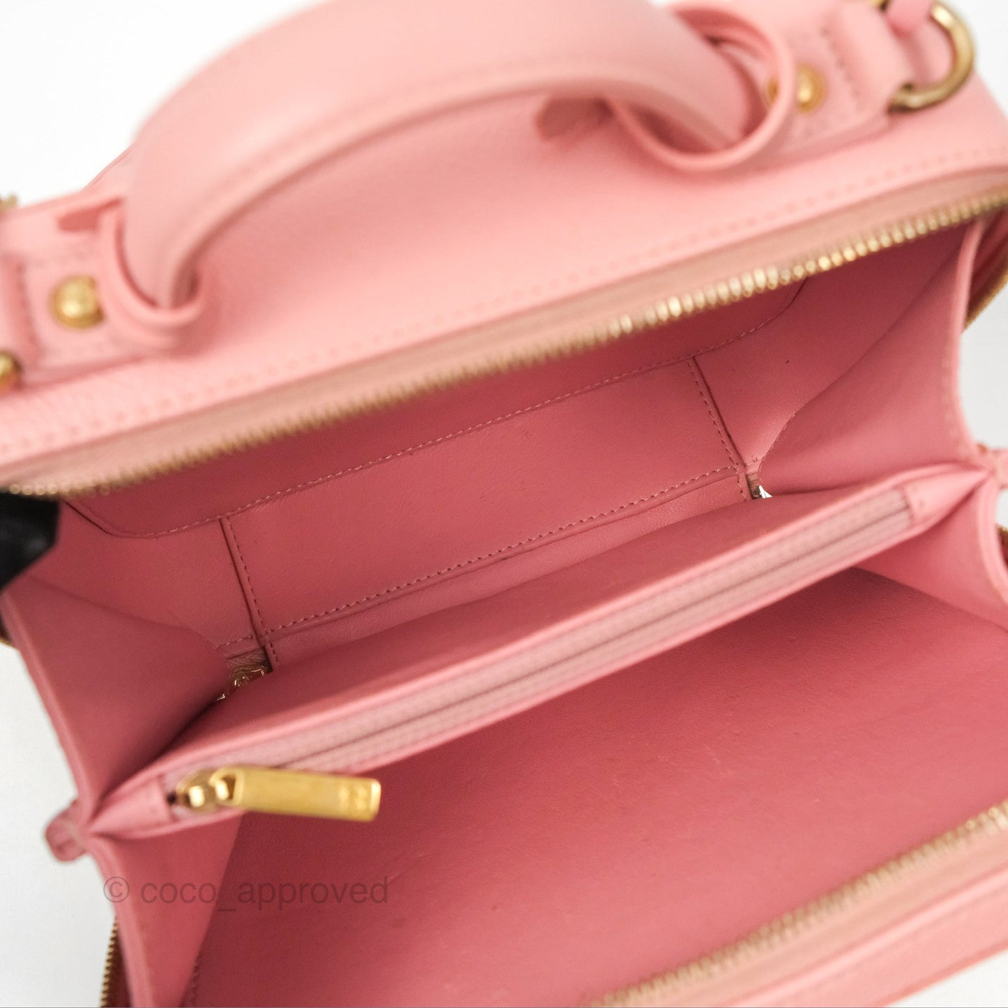 Chanel Quilted Medium CC Filigree Vanity Case Pink Caviar Gold Hardware