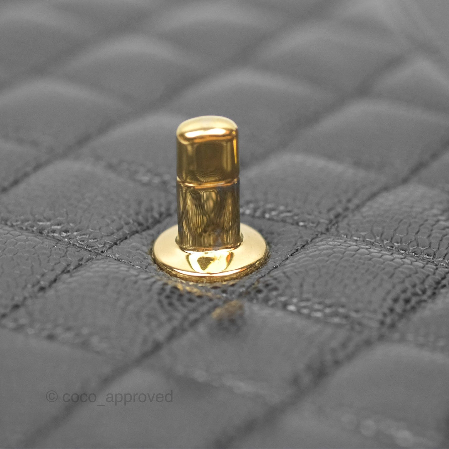 Chanel Classic M/L Medium Flap Quilted Black Caviar Gold Hardware